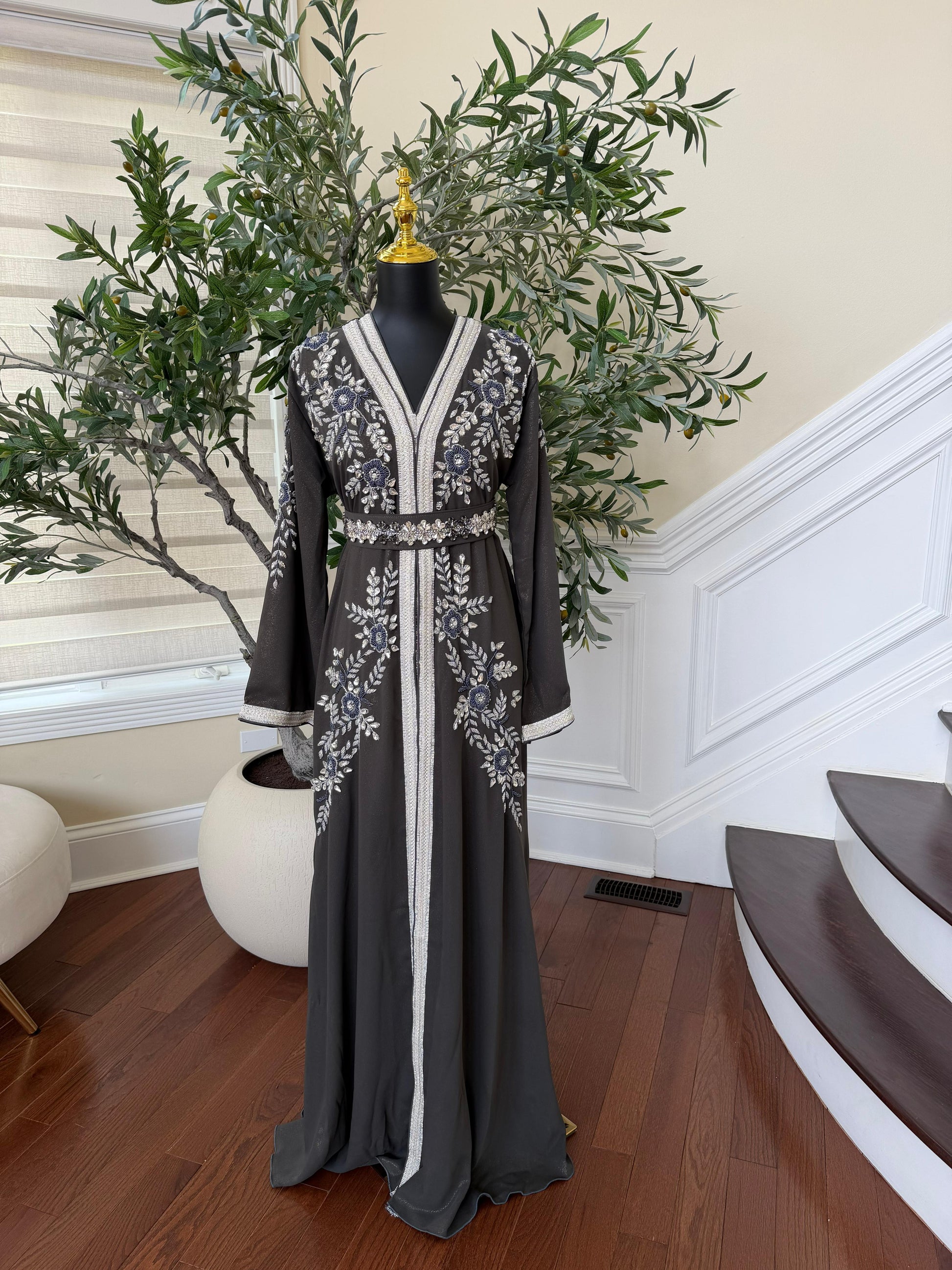 Grey Rose Elegance Beaded Kuftan