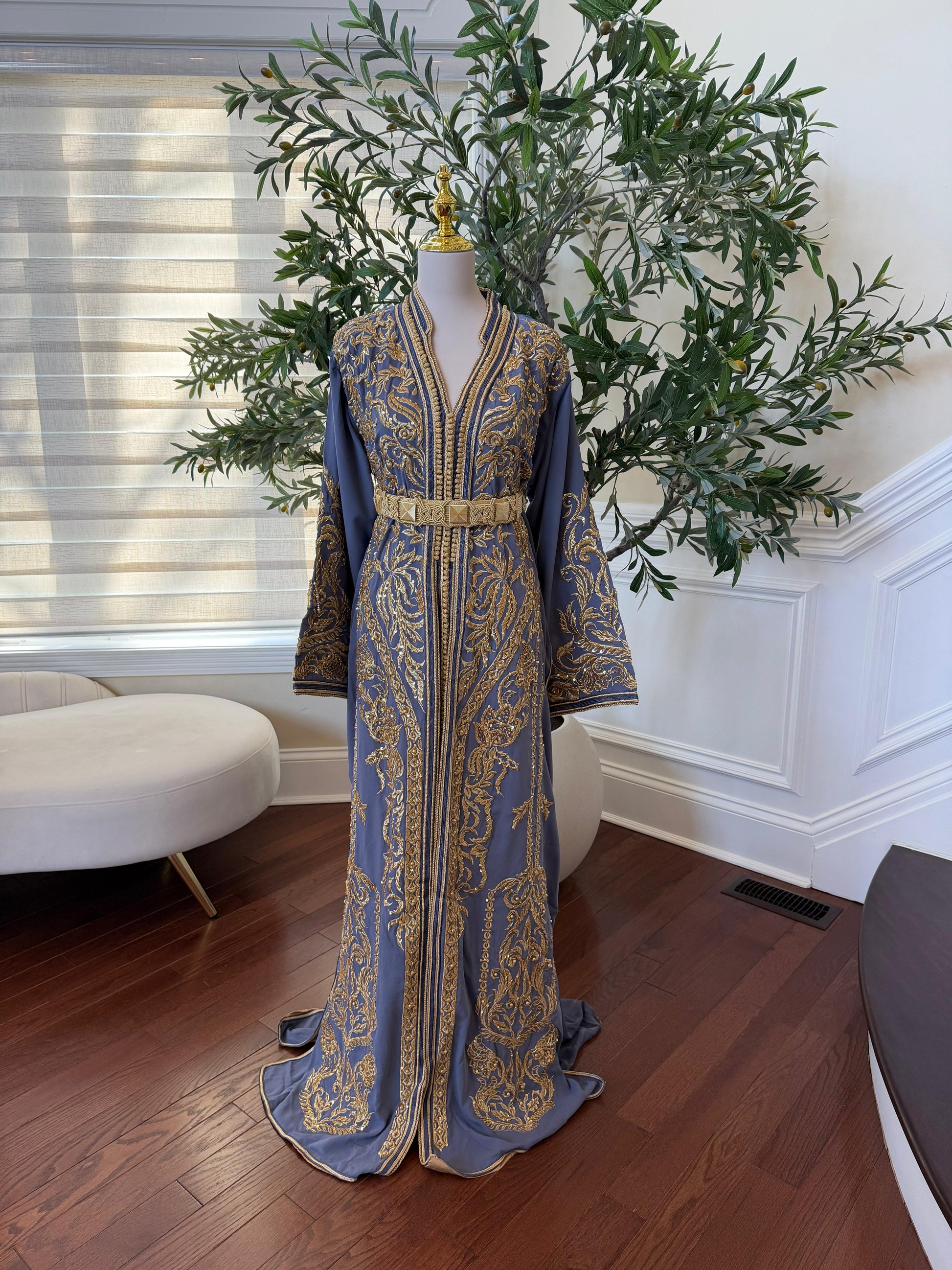 Gray Elegance Beaded Embroidery Kuftan