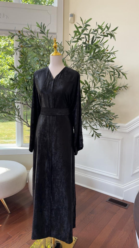 Black Meadow Abaya