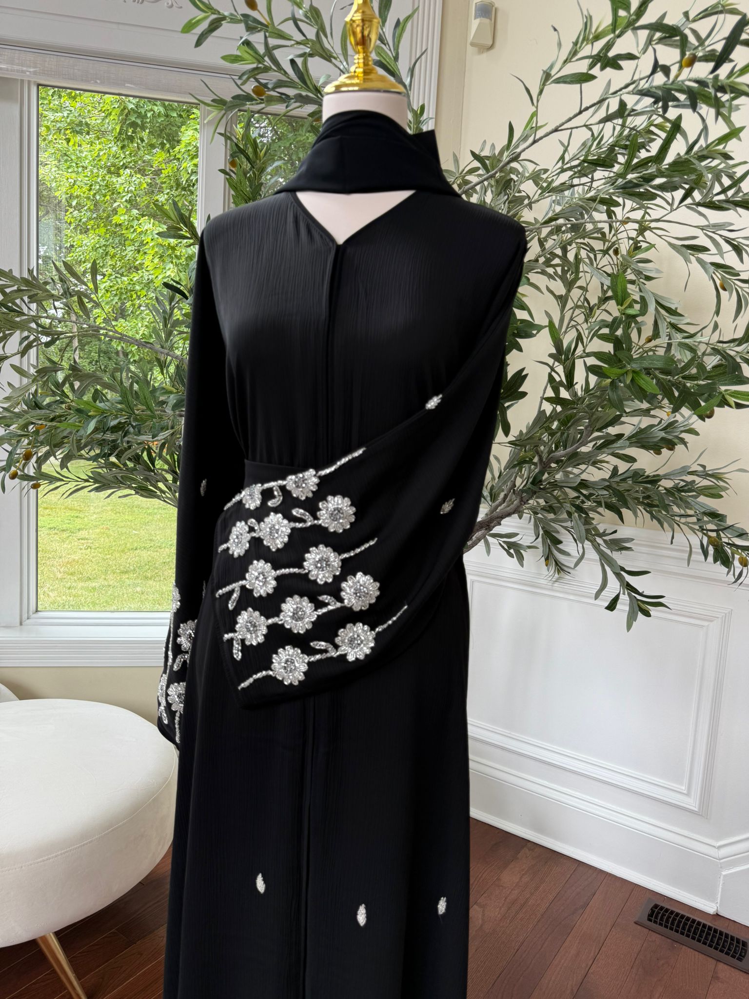 Black Sleeve Silver Charm Abaya