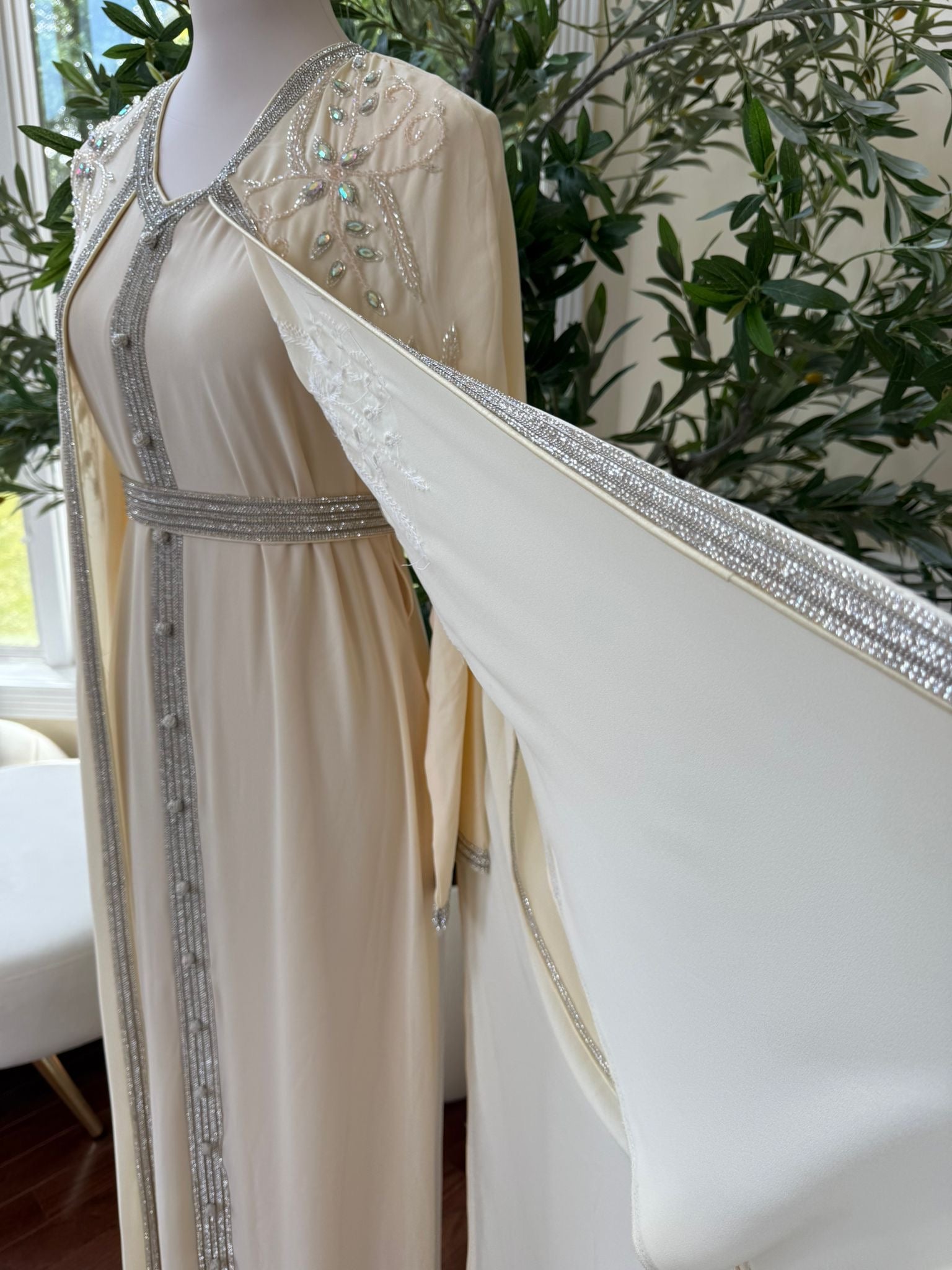 Ivory Crystal Bloom Kuftan