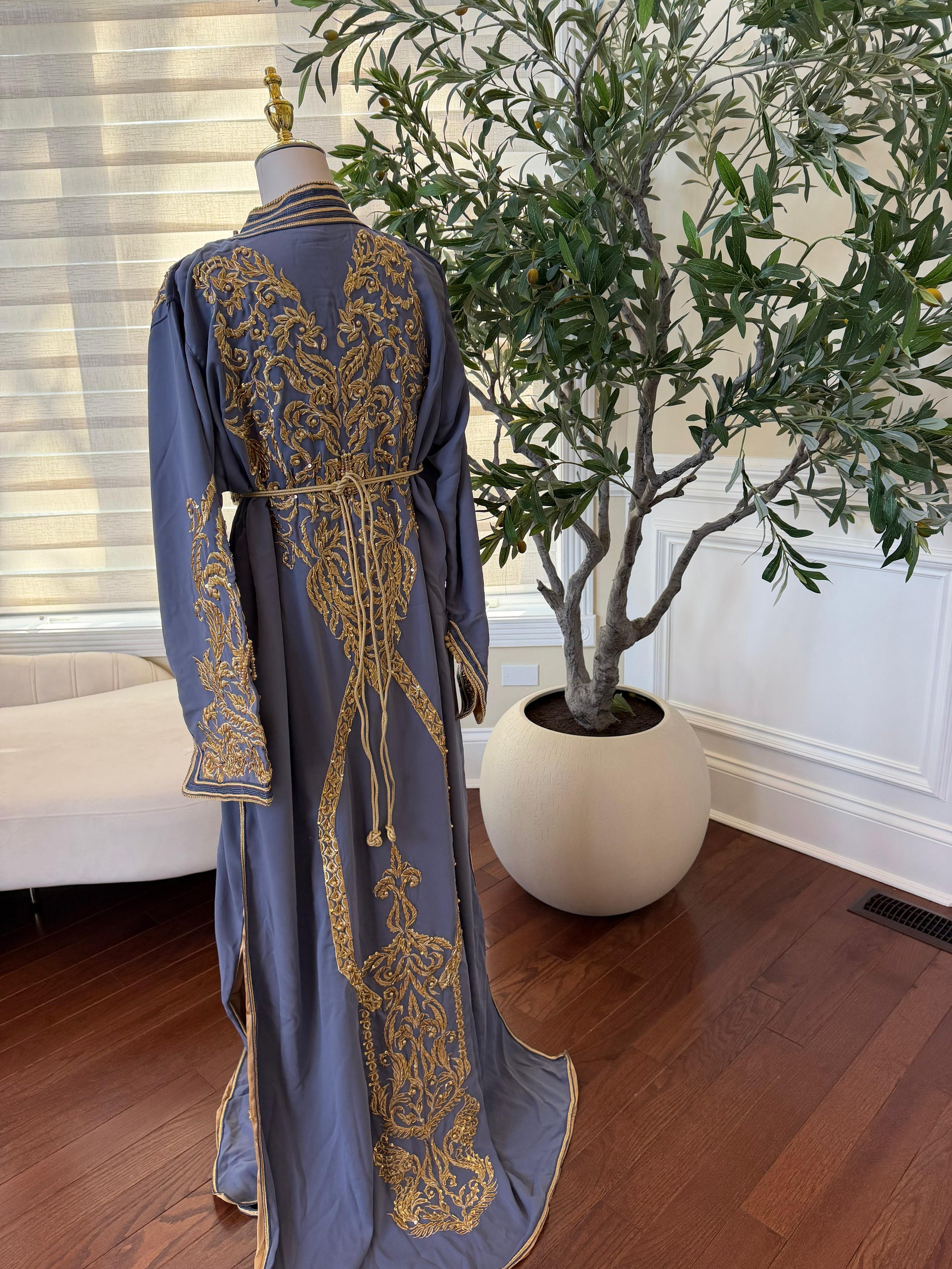 Gray Elegance Beaded Embroidery Kuftan