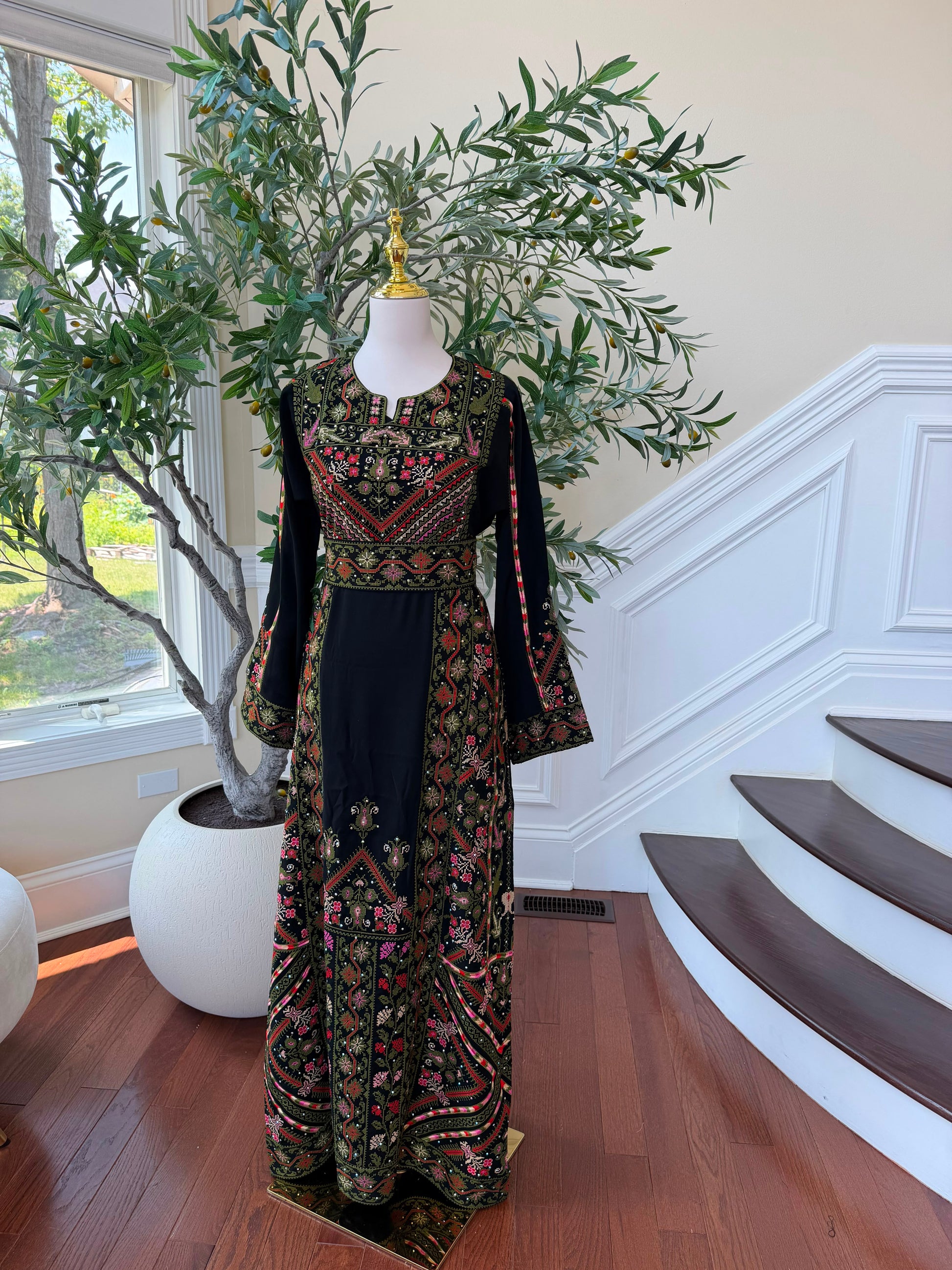 Black Beaded Elegance Traditional Thobe