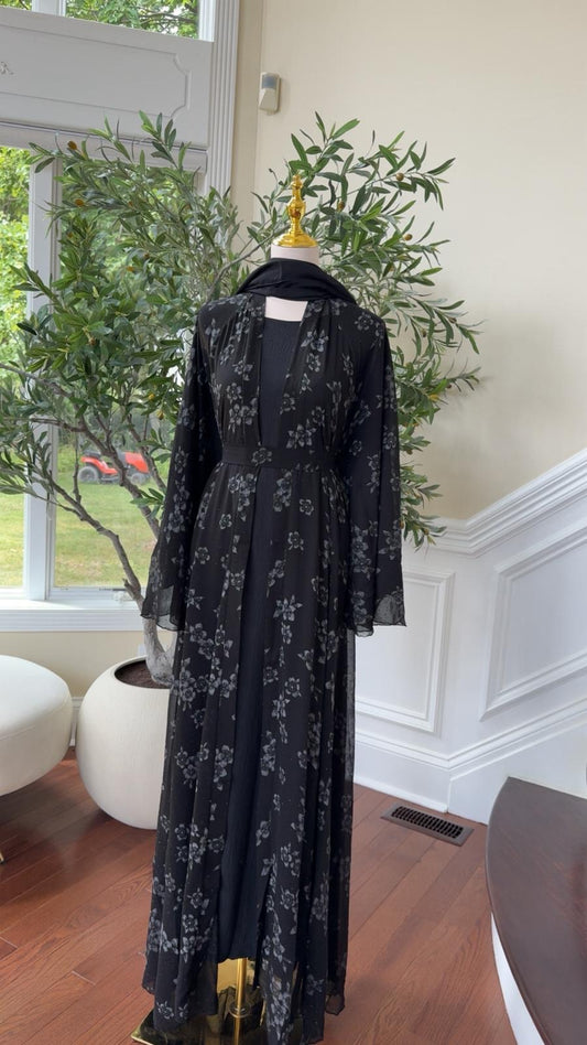 Black Blossom Flow Abaya