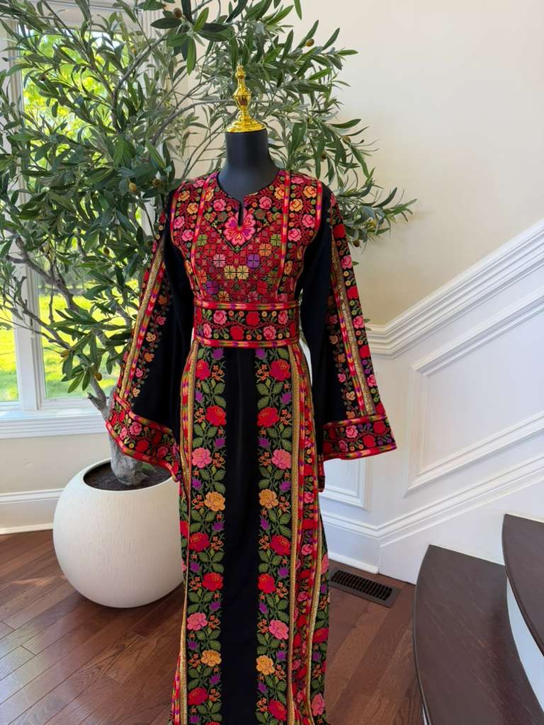 Black Embroidery Tatreez Sabal Kharaz Thobe