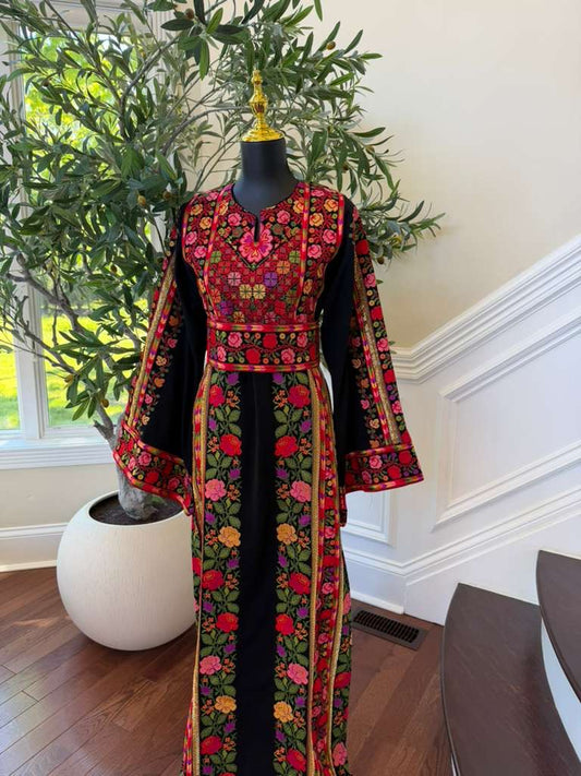 Black Embroidery Tatreez Sabal Kharaz Thobe
