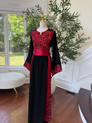 Red Tatreez Embroidery Thobe