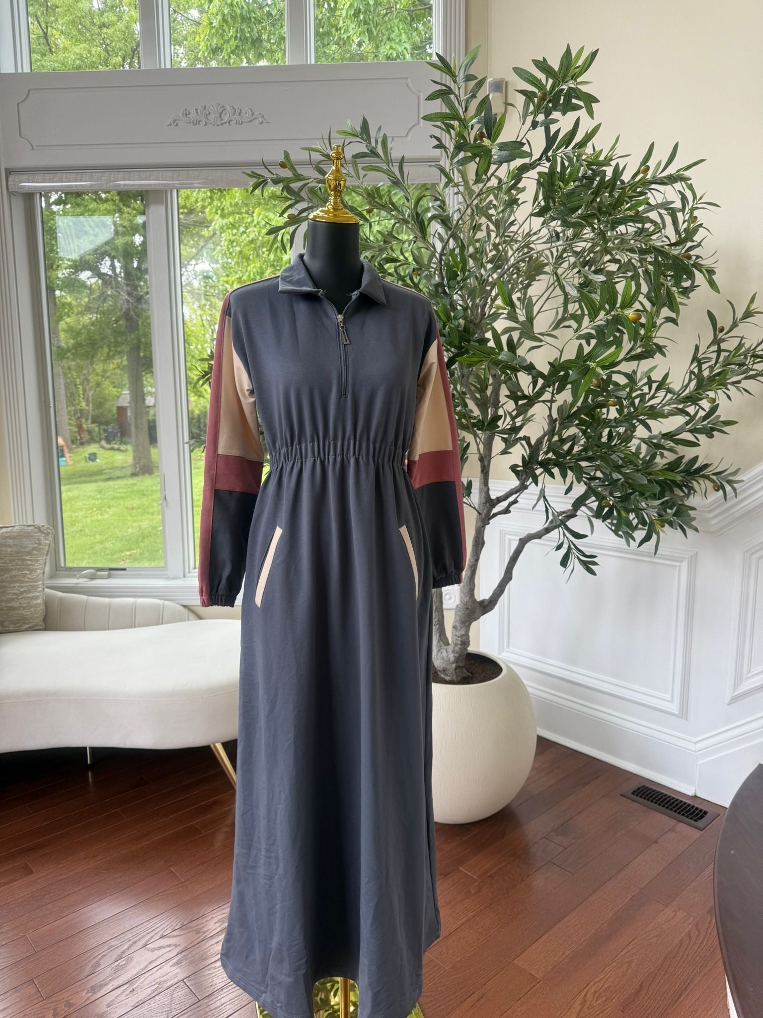 Elegant Grey Comfort Abaya