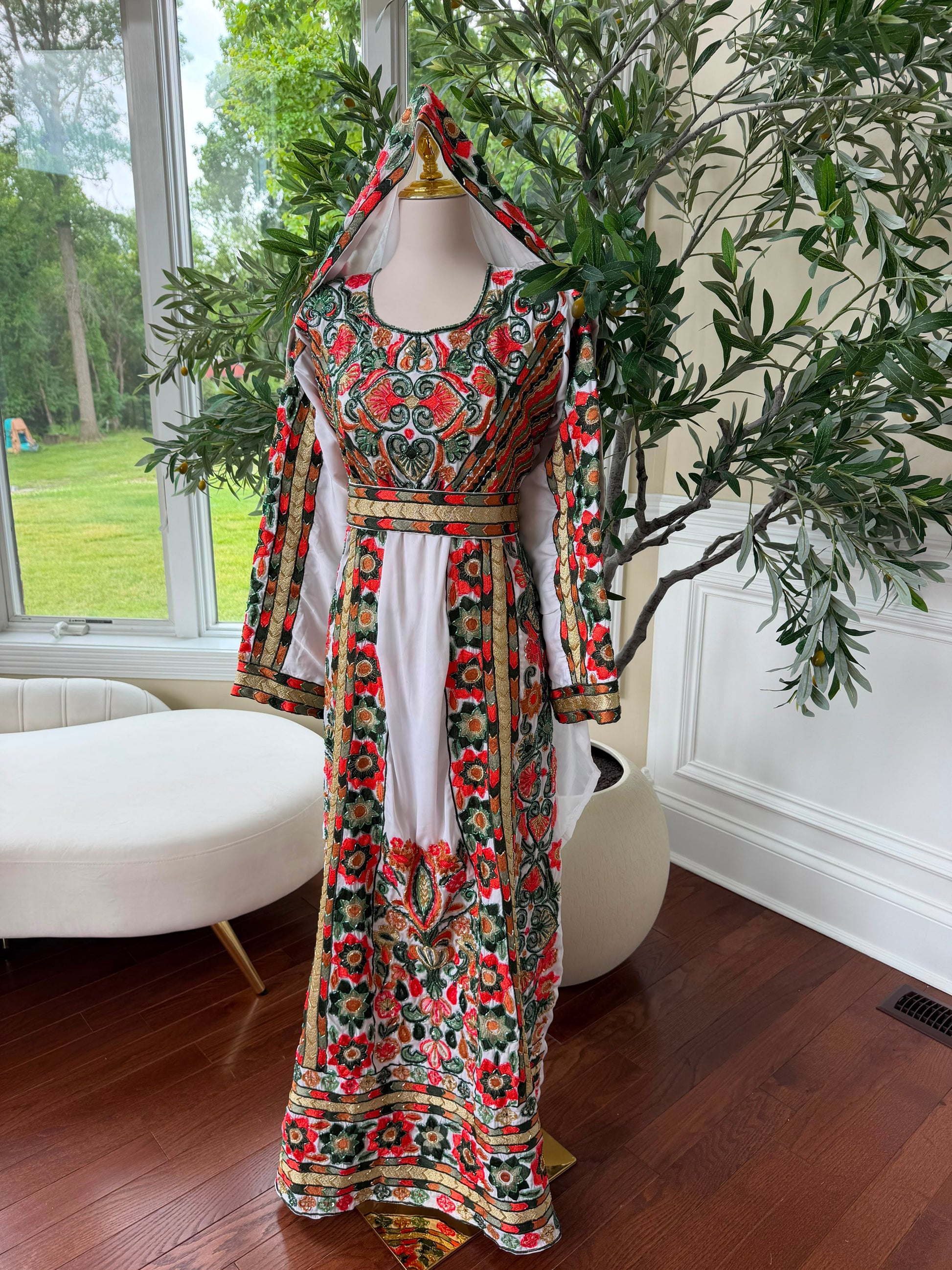 Velvet Embroidery Beaded Thobe