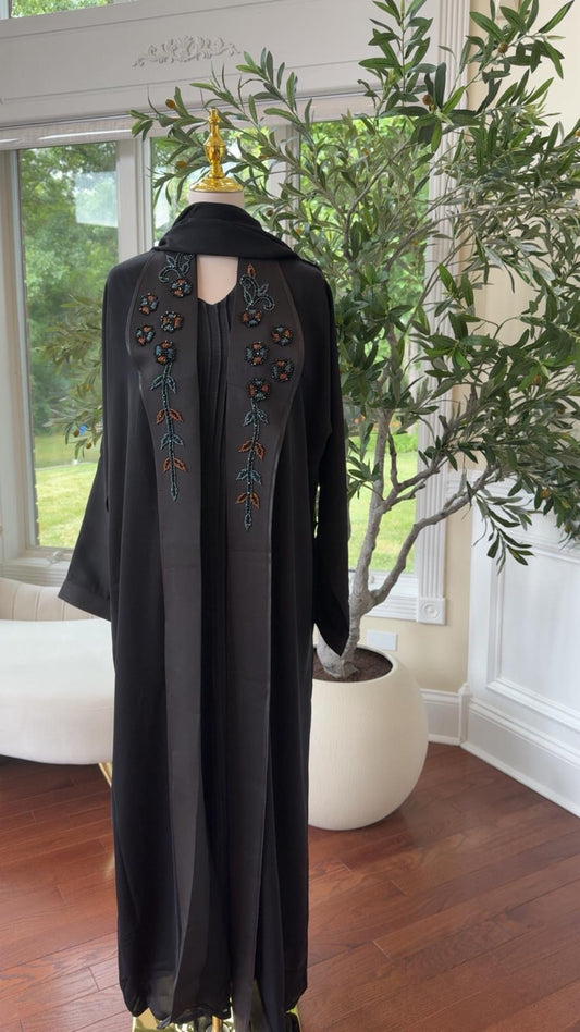 Nada Black Abaya – Floral & Elegant Detailing