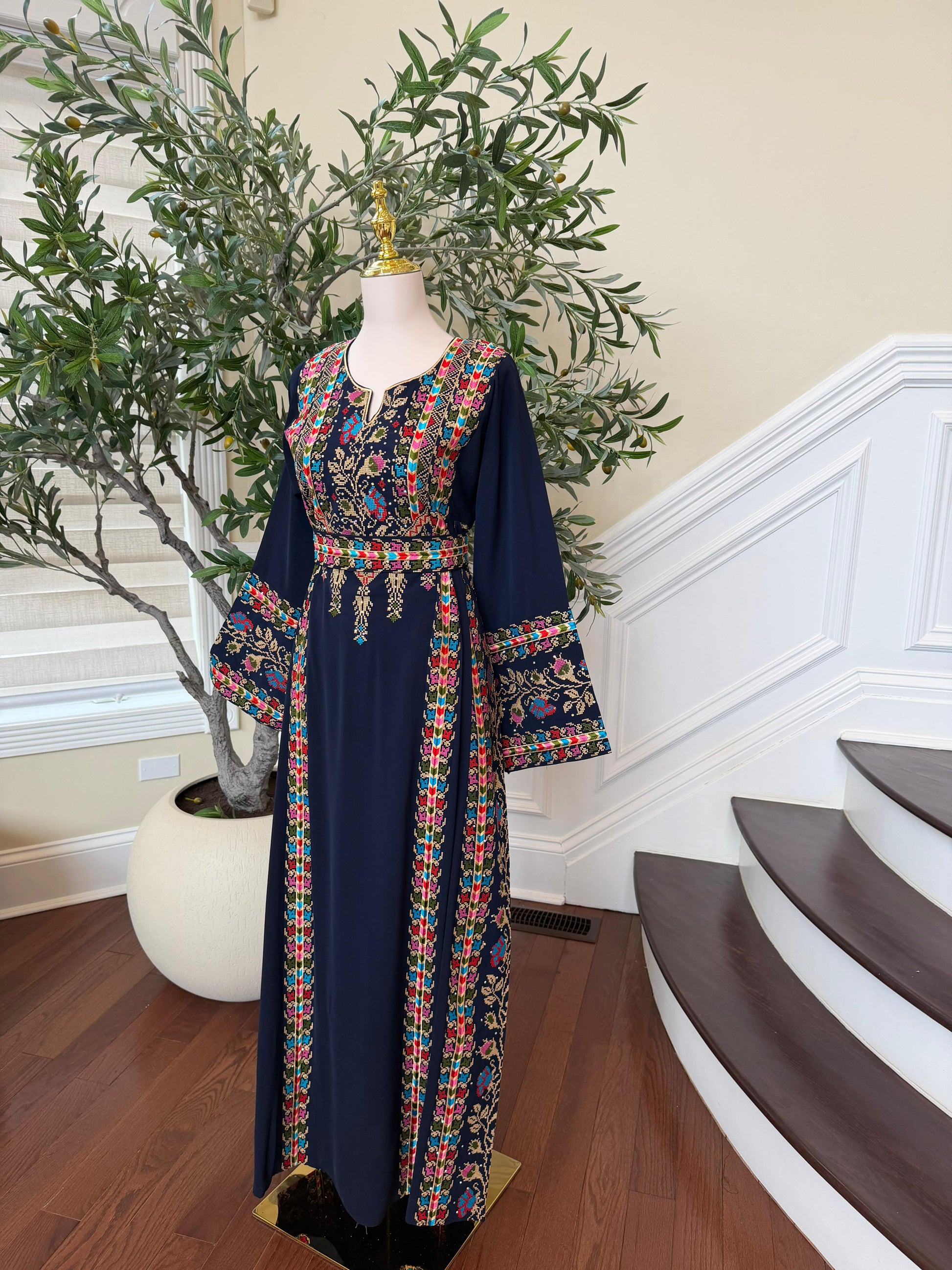 Navy Blue Embroidery Tatreez Thobe
