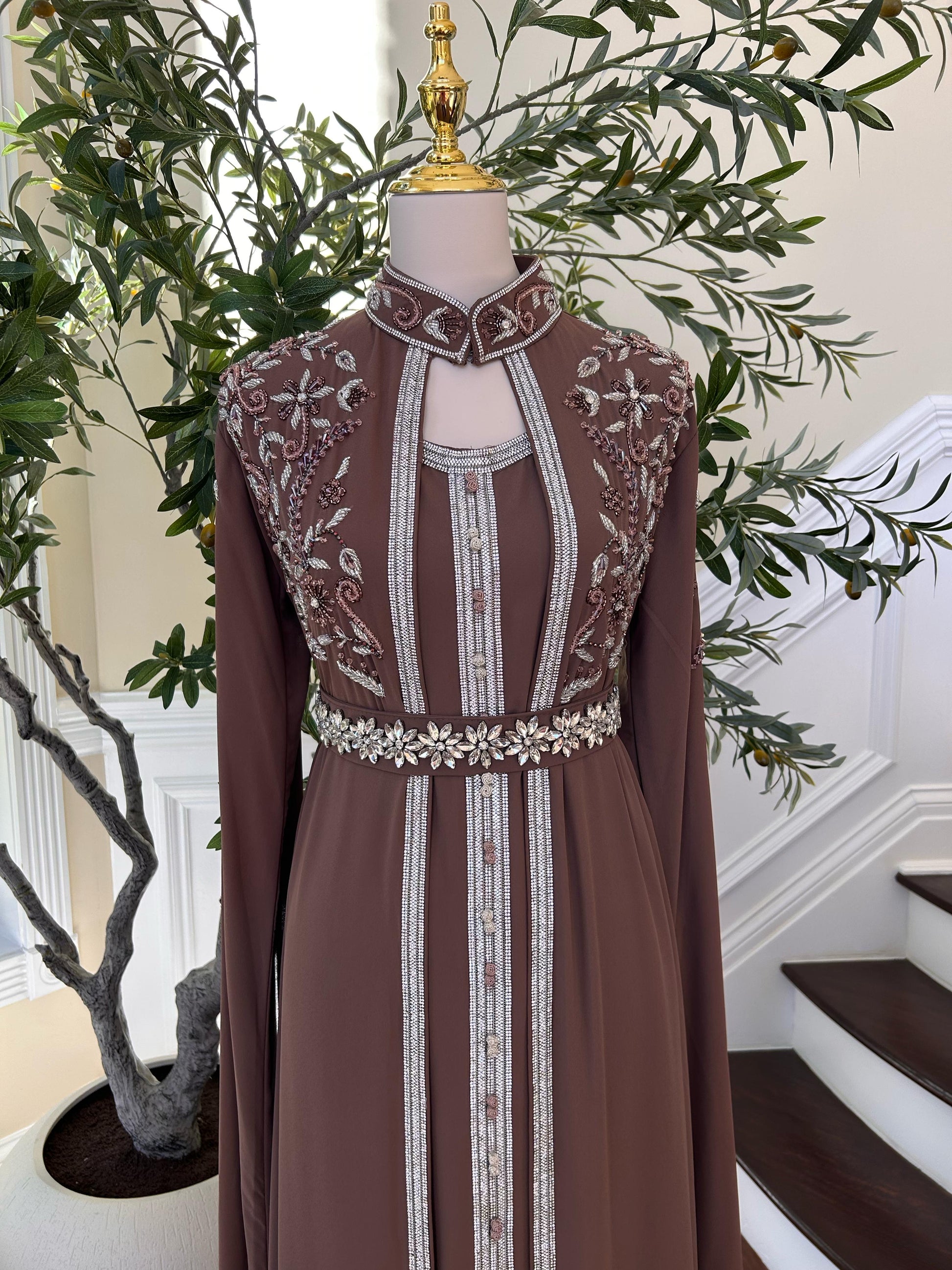 Muave Taupe Elegance Charm Kuftan