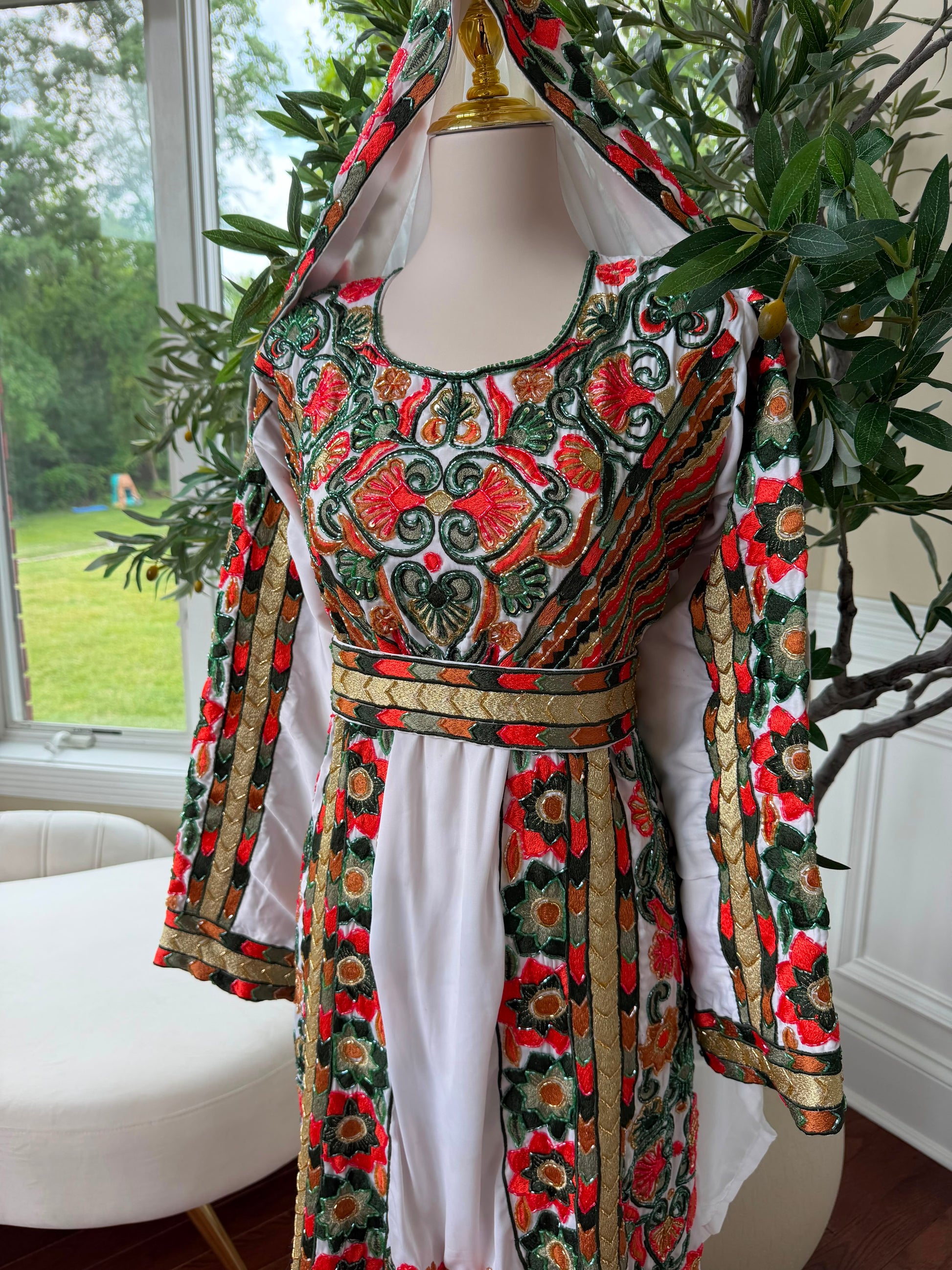 Velvet Embroidery Beaded Thobe