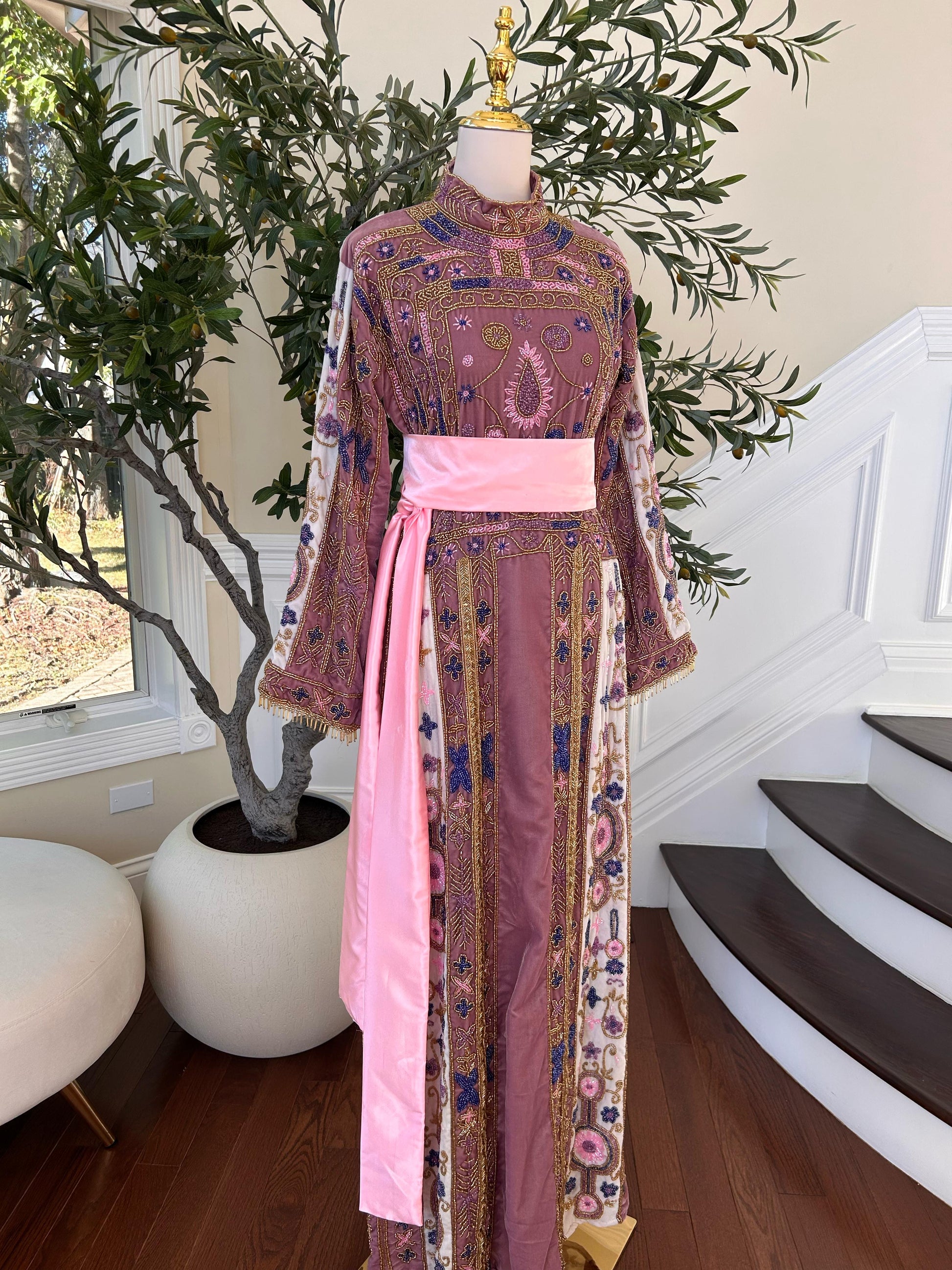 Pink Velvet Stone Thobe