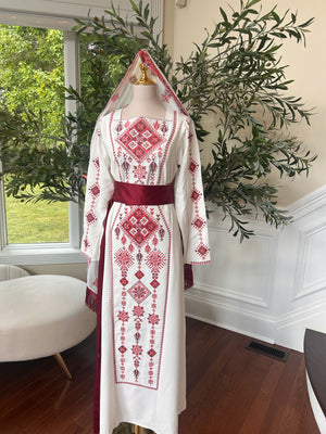 Red Tatreez Elegance White Thobe