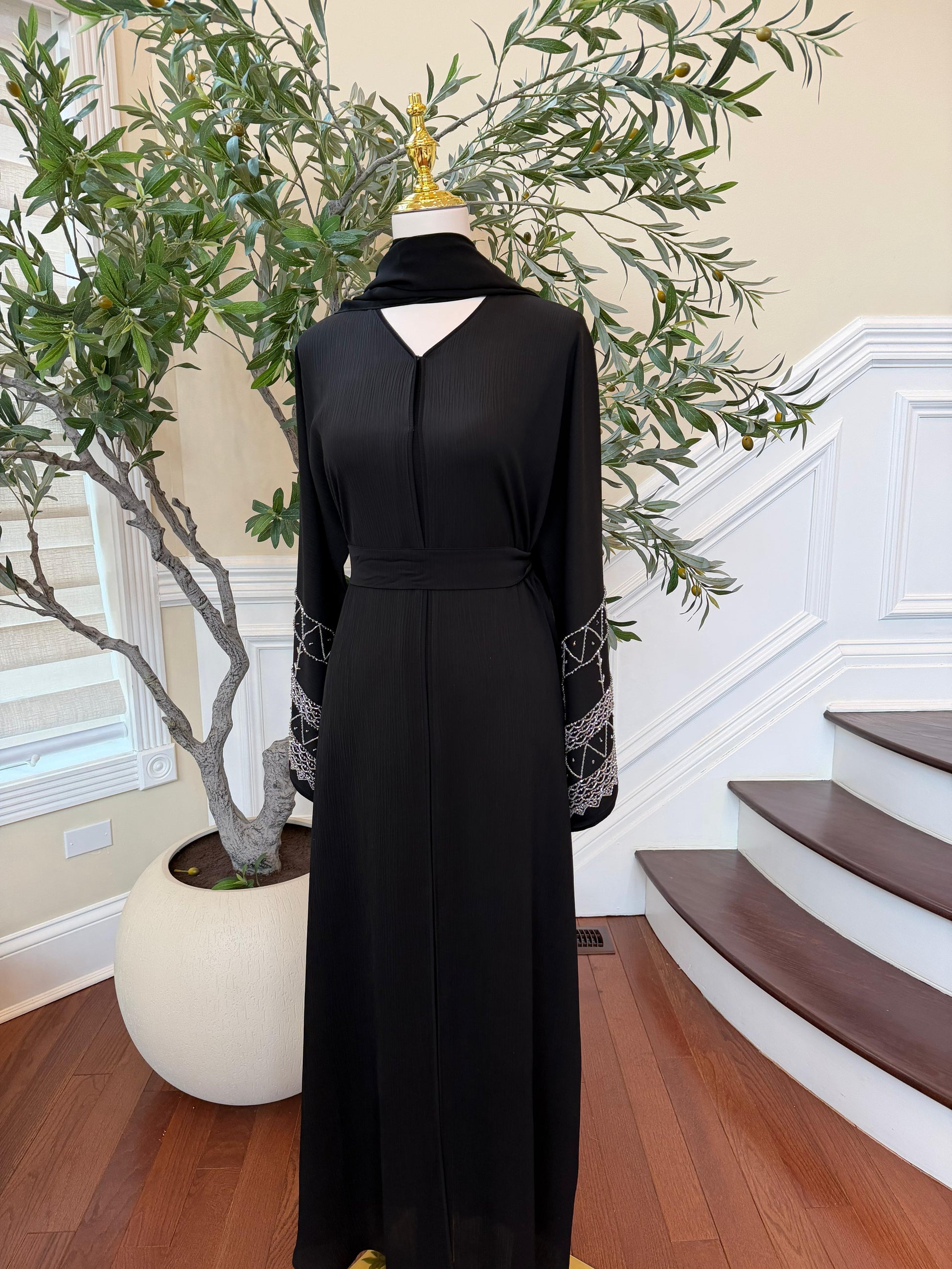 Black Silver Sleeve Essence Abaya