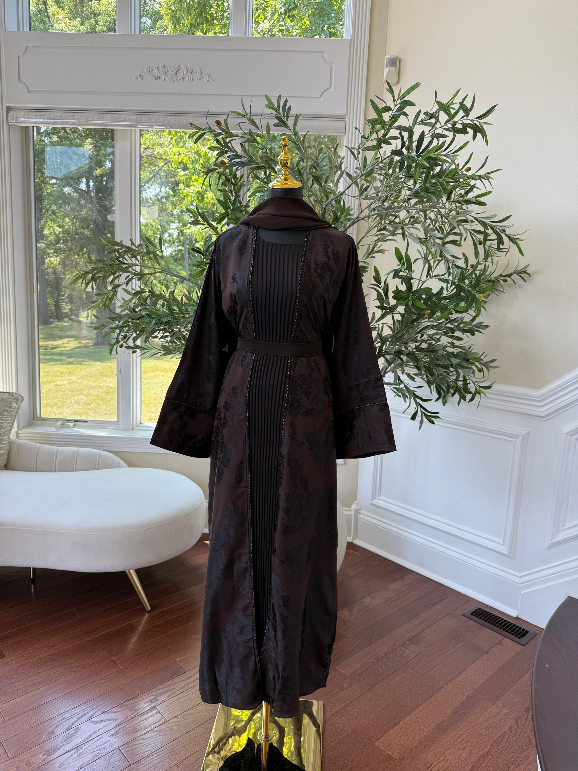 Mystic Midnight Purple Rose Abaya
