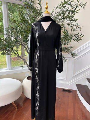 Black White Elegance Charm Abaya