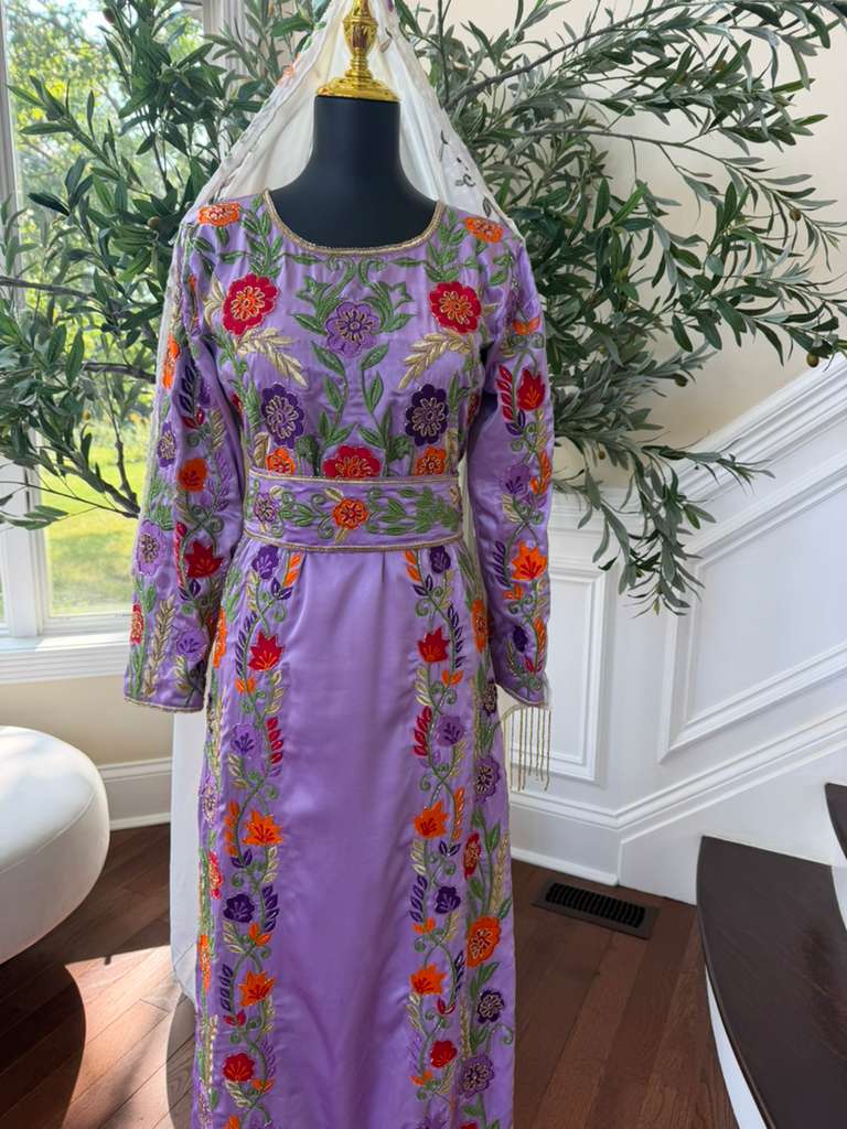 Lavender Floral Beaded Stone Thobe