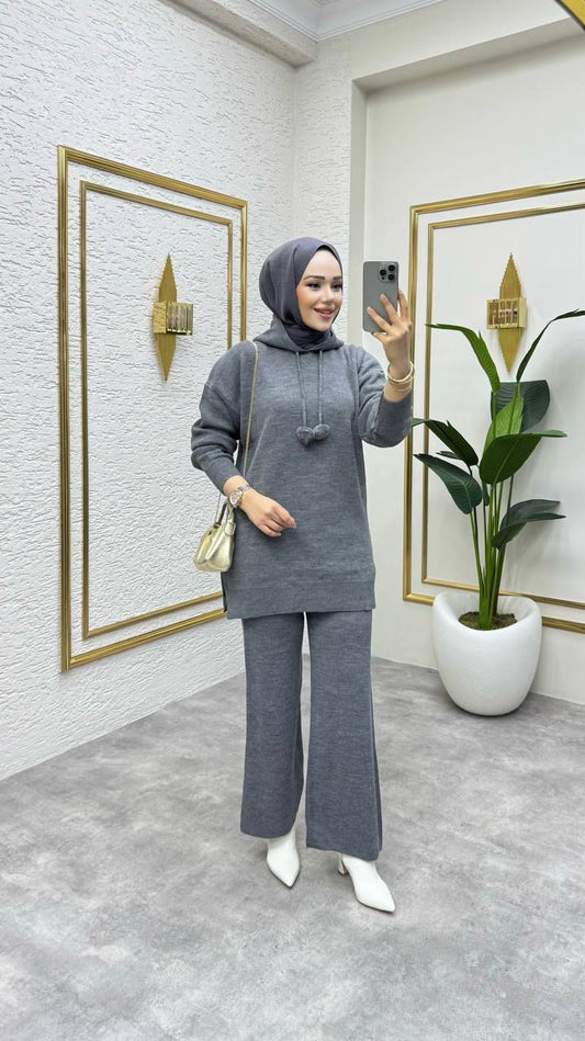 Essential Comfort Two-Piece Lounge Set