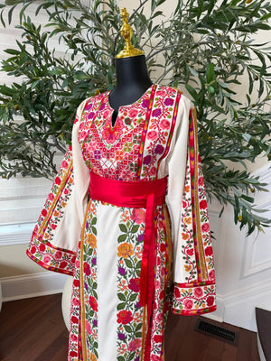 White Floral Embroidery Tatreez Thobe