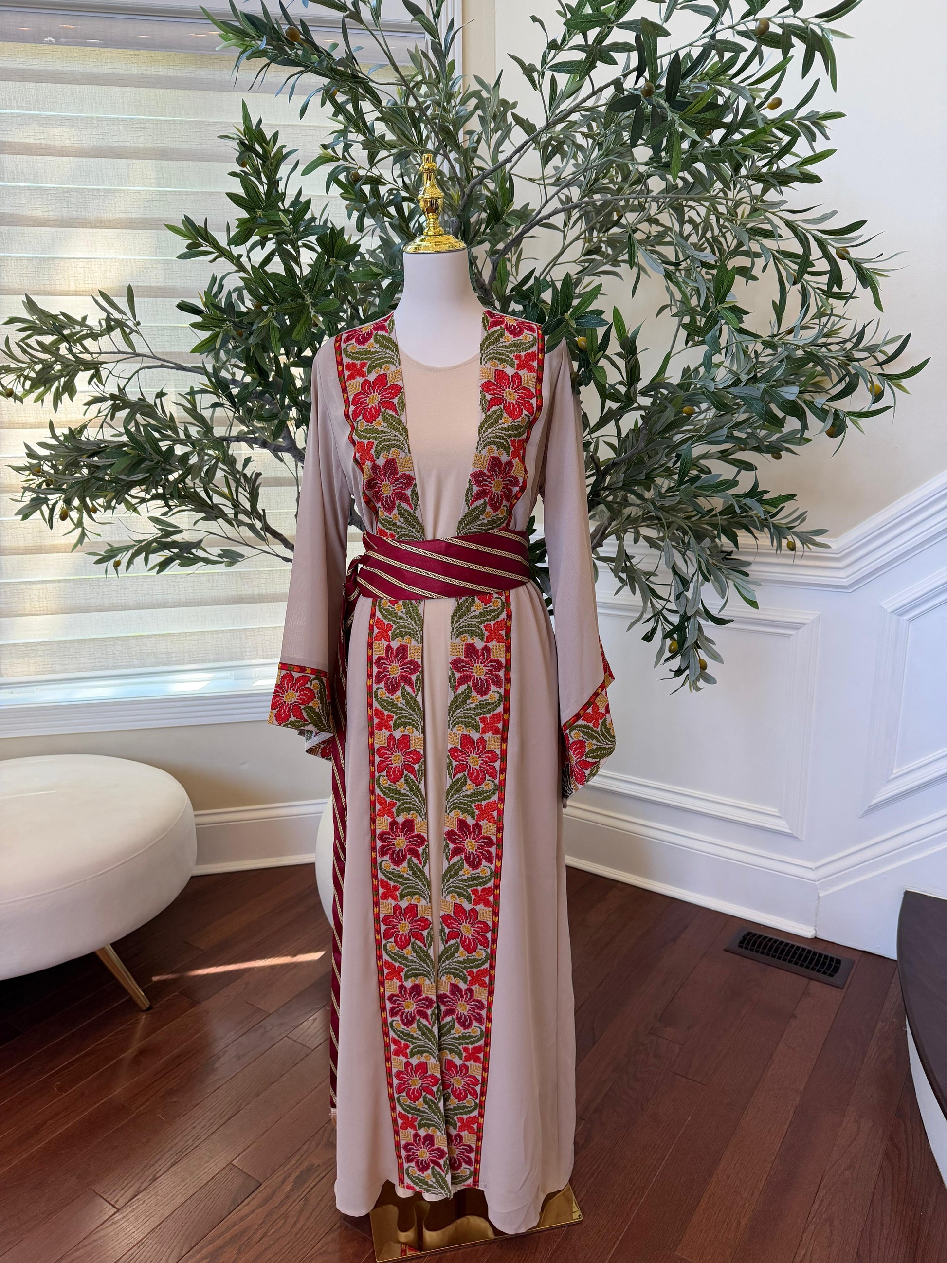 Tan Floral Embroidery Tatreez Thobe