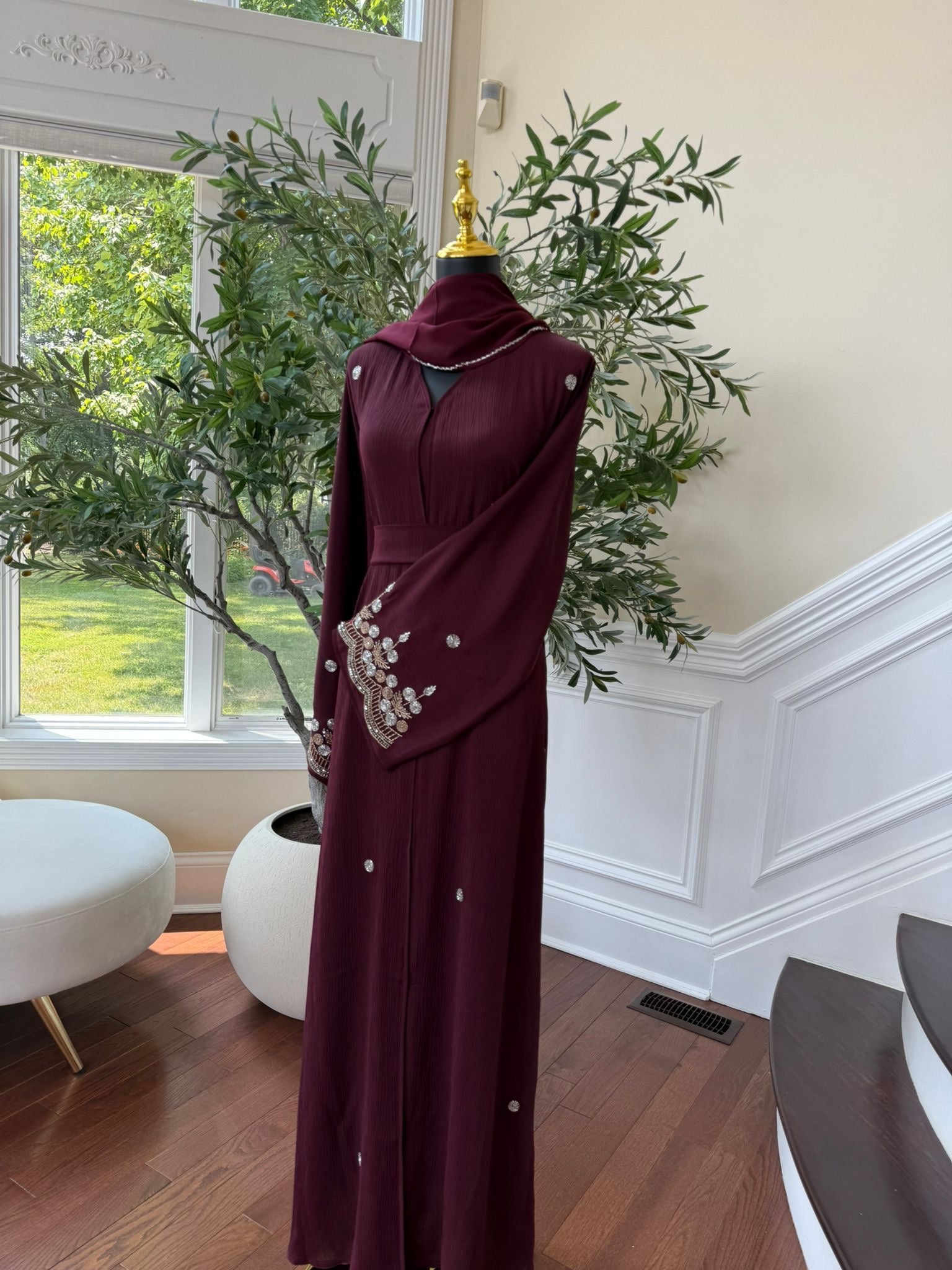 Burgundy Sleeve Detailed Abaya