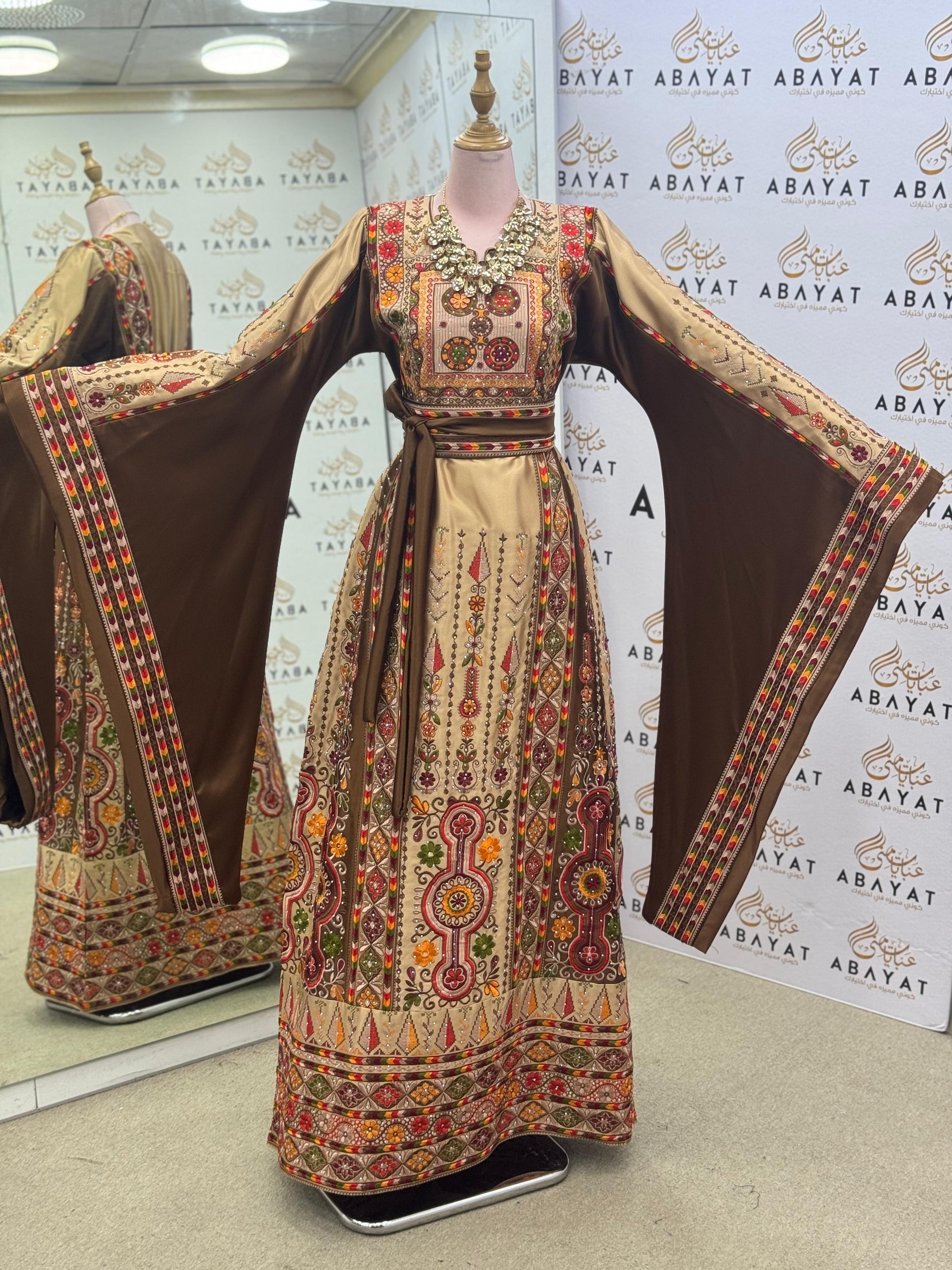 Premium Palestinian Embroidered Malakah Thobe – Golden Brown