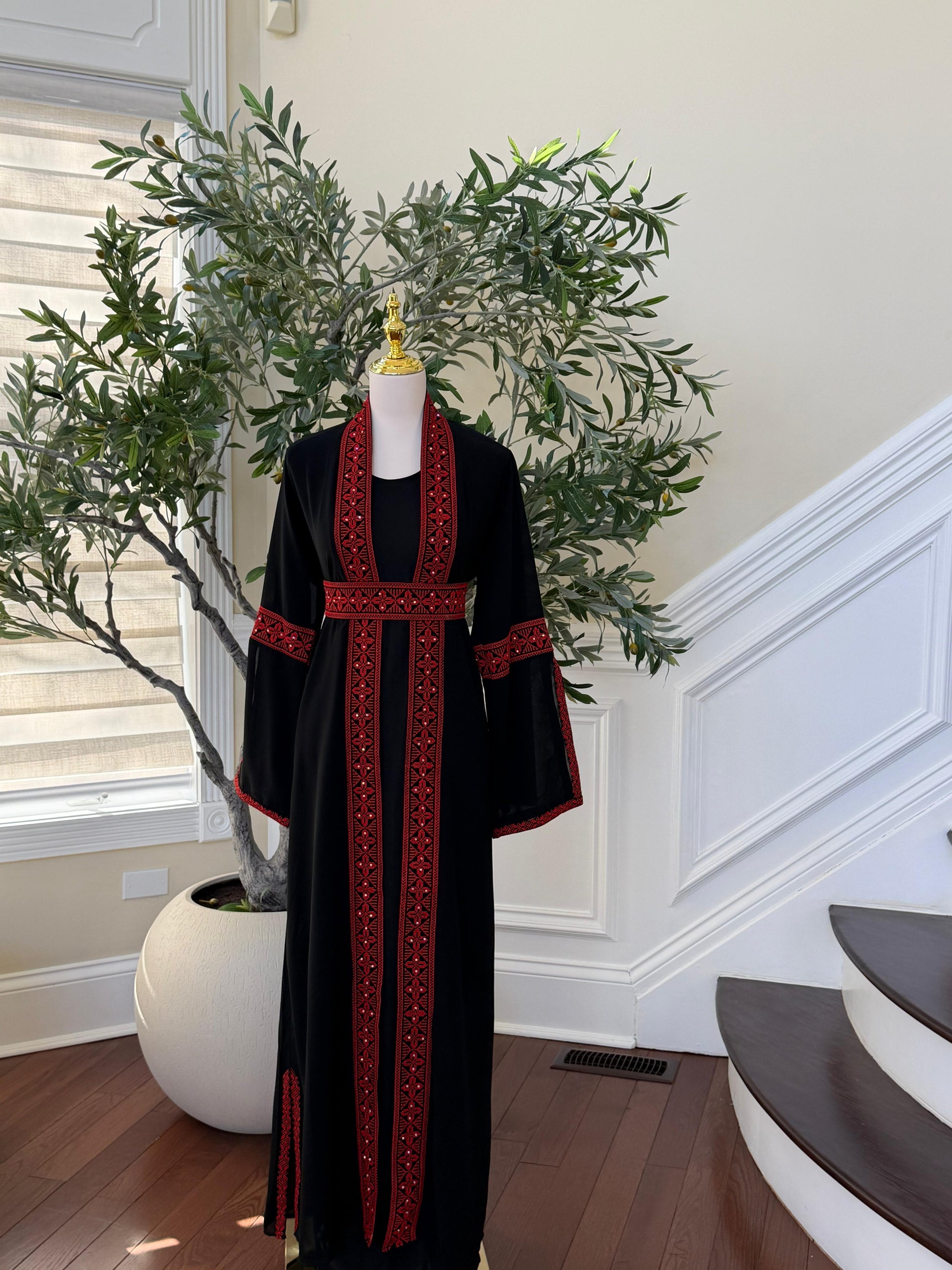 Red Embroidery Tatreez Black Two Piece Thobe