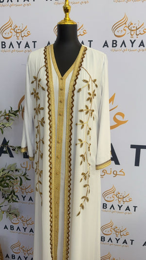 Elegant White Floral Kuftan