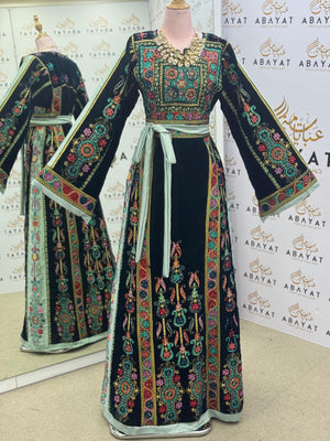 Premium Palestinian Malakah Velvet Thobe – Mint Green & Black Embroidery