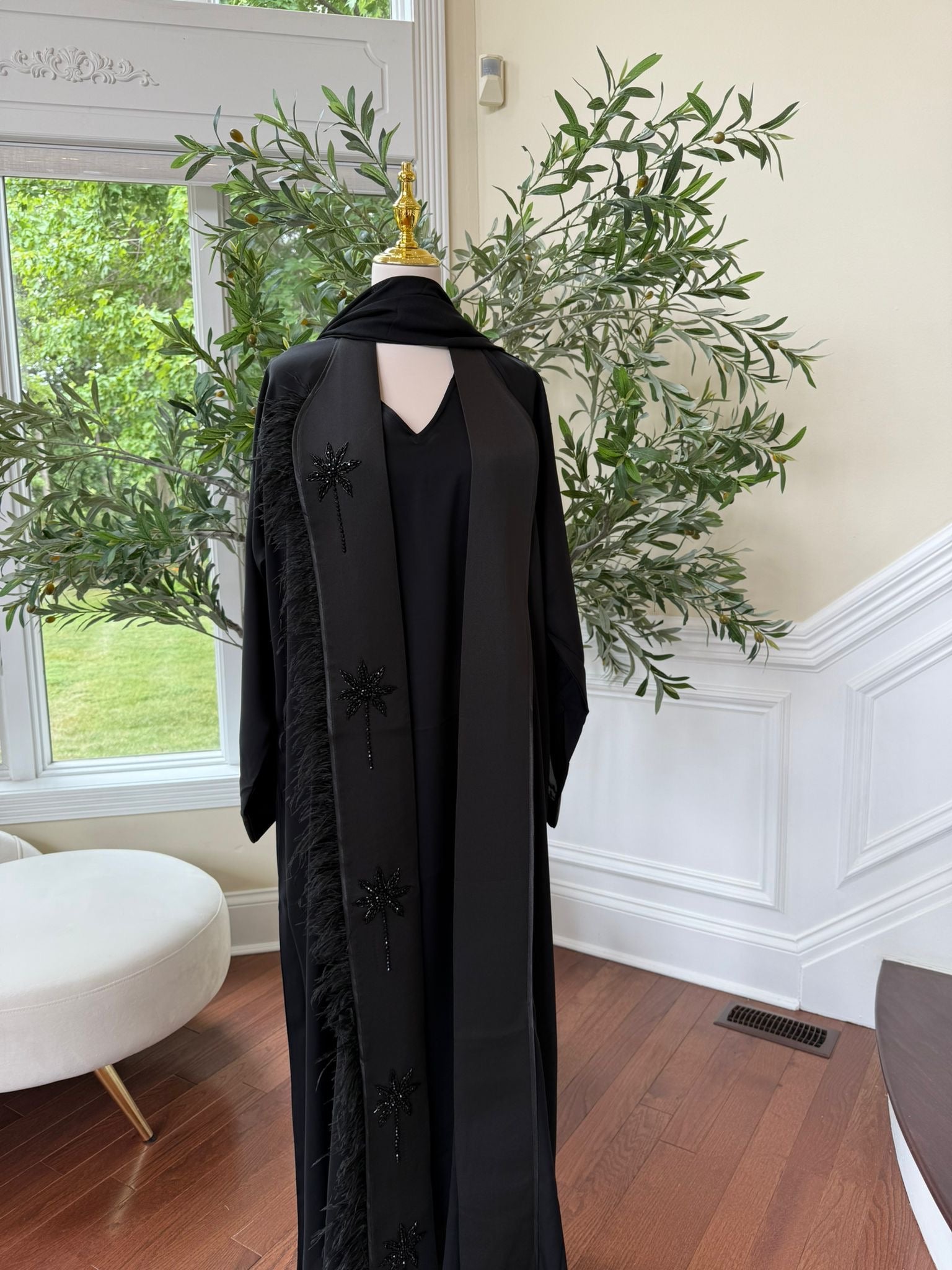 Black Serenity Abaya – Feather Accent with Beaded Floral