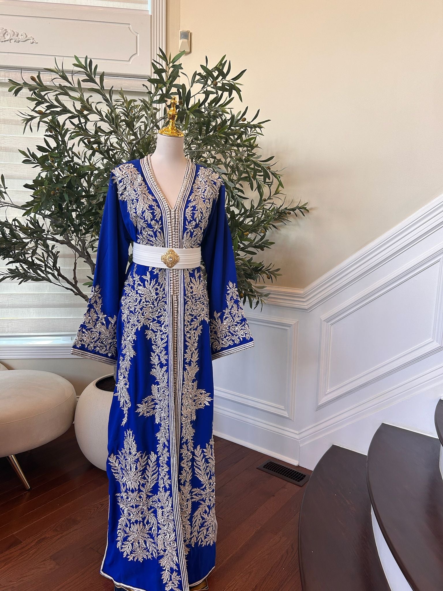 Royal Blue White Floral Detail Kuftan