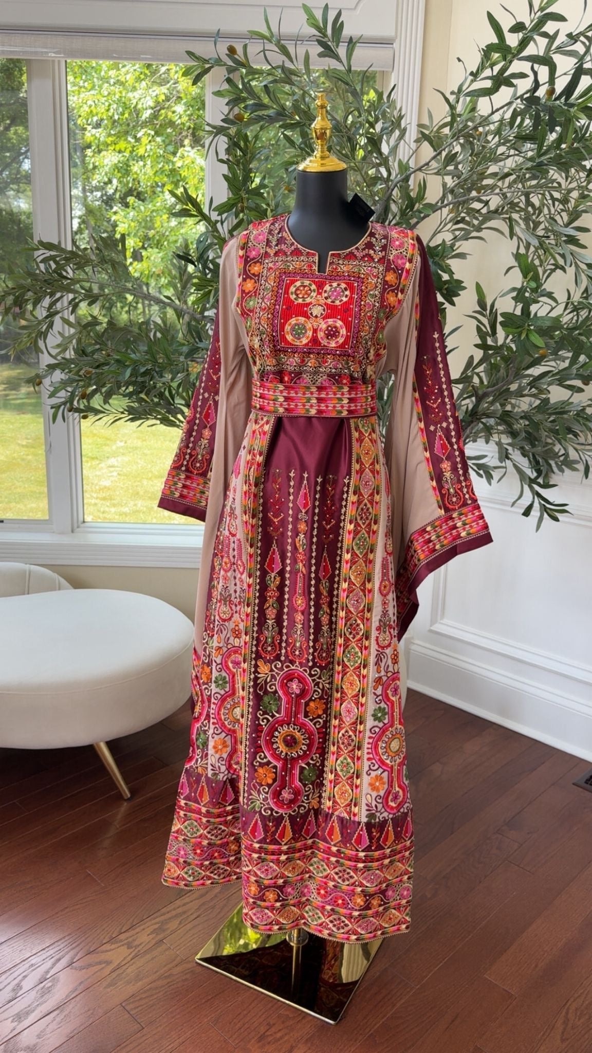 Burgundy Tatreez Thobe /A