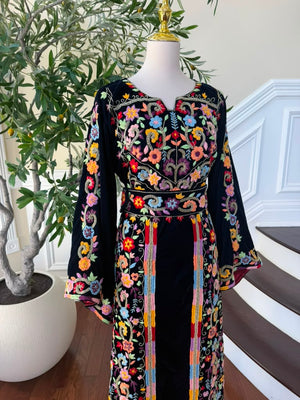 Navy Blue Stone Embroidered Tatreez Floral Thobe