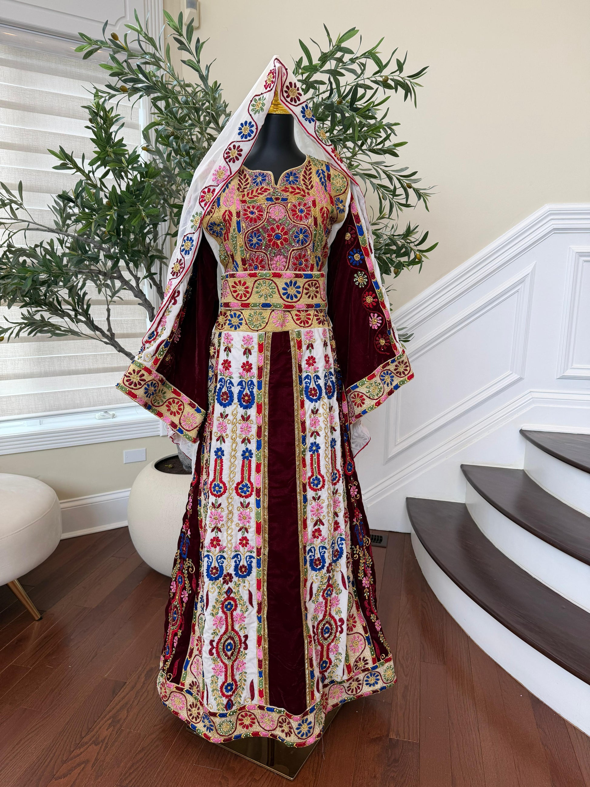 Velvet Maroon and White Traditional Tatreez Sabal Kharaz Detail Thobe