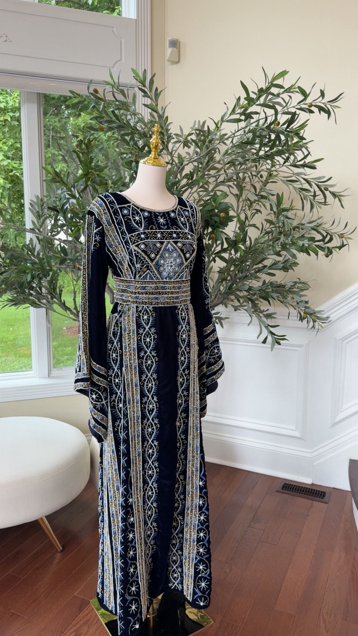 Velvet Blue Stone Thobe
