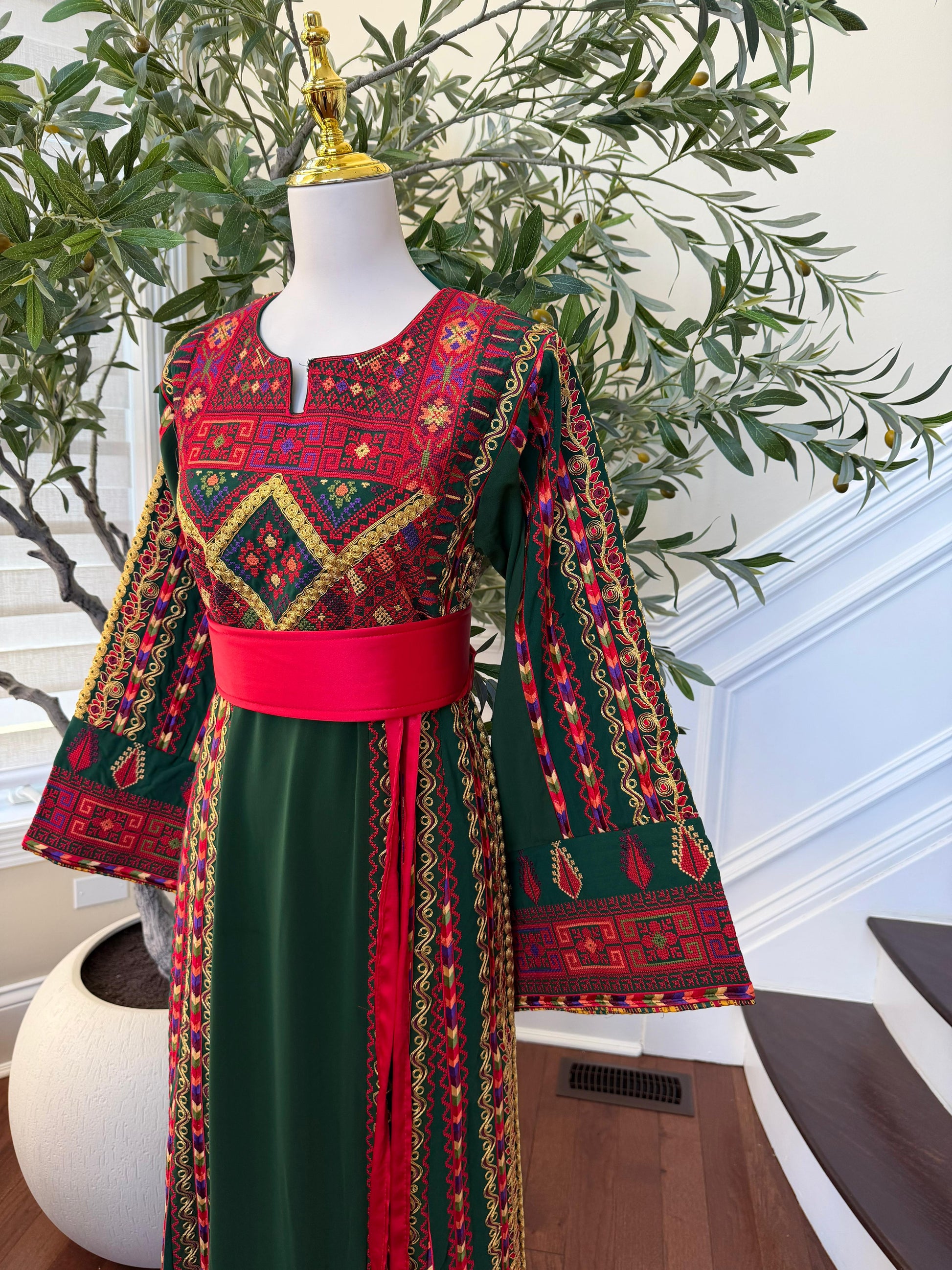 Green Embroidery Tatreez Red Thobe