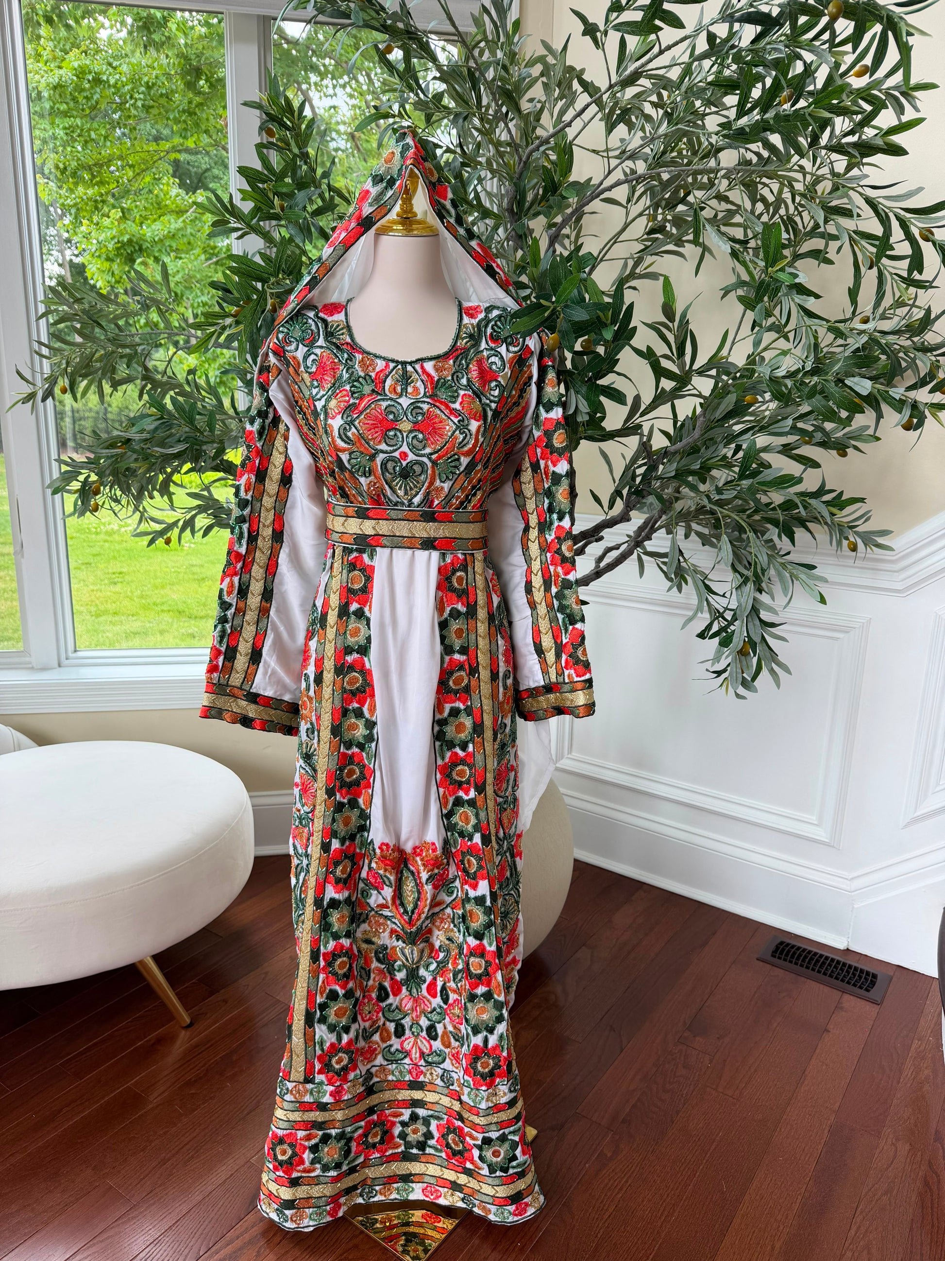 Velvet Embroidery Beaded Thobe