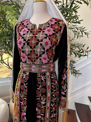 Black Velvet Stone Thobe