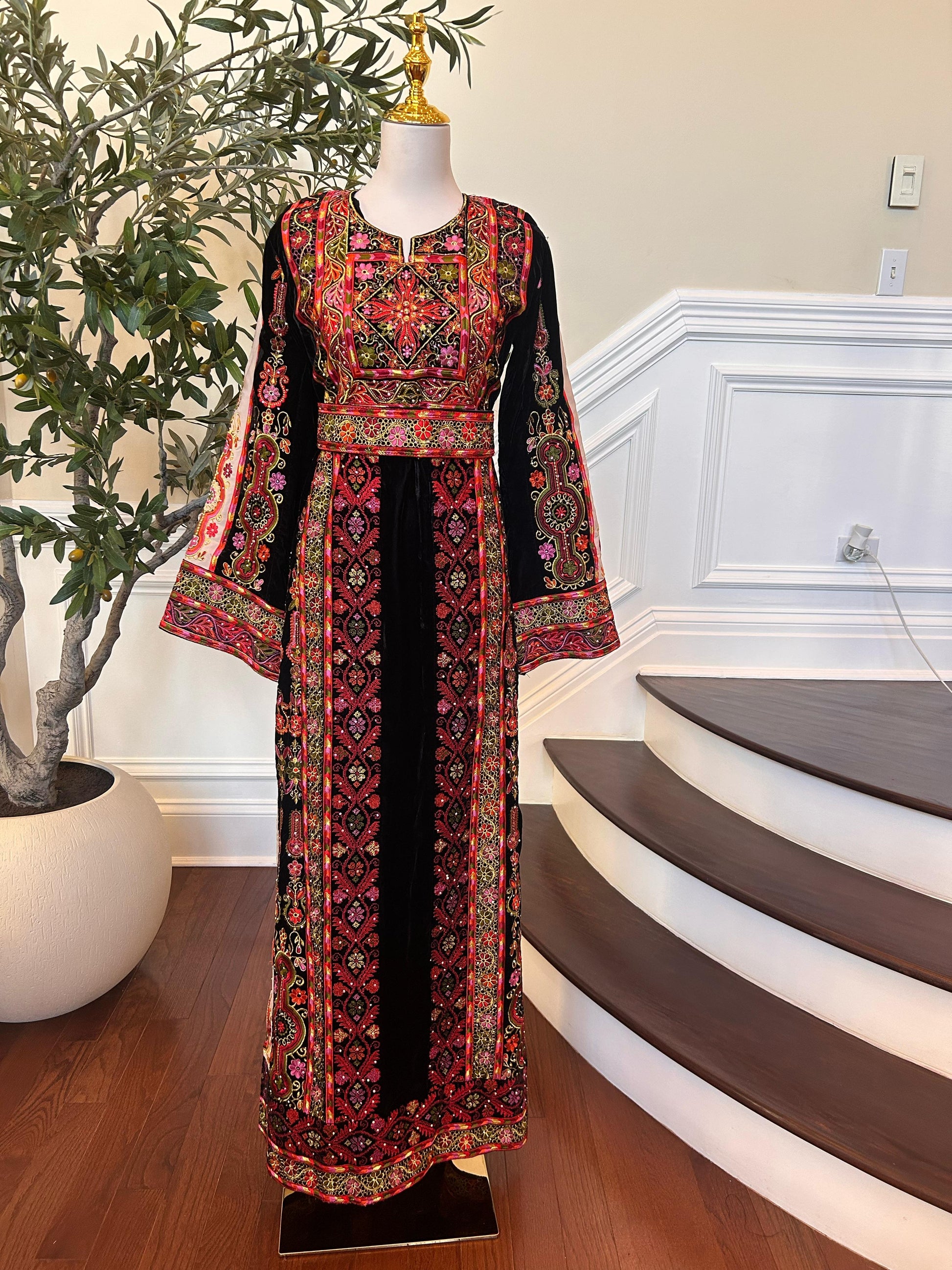 Black Velvet Tatreez Embroidered Thobe