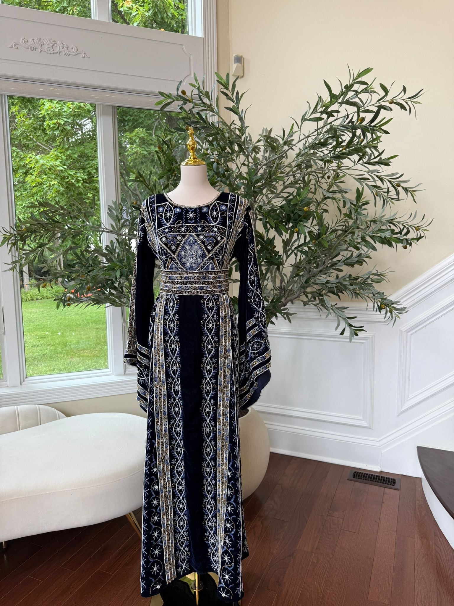 Velvet Blue Stone Thobe