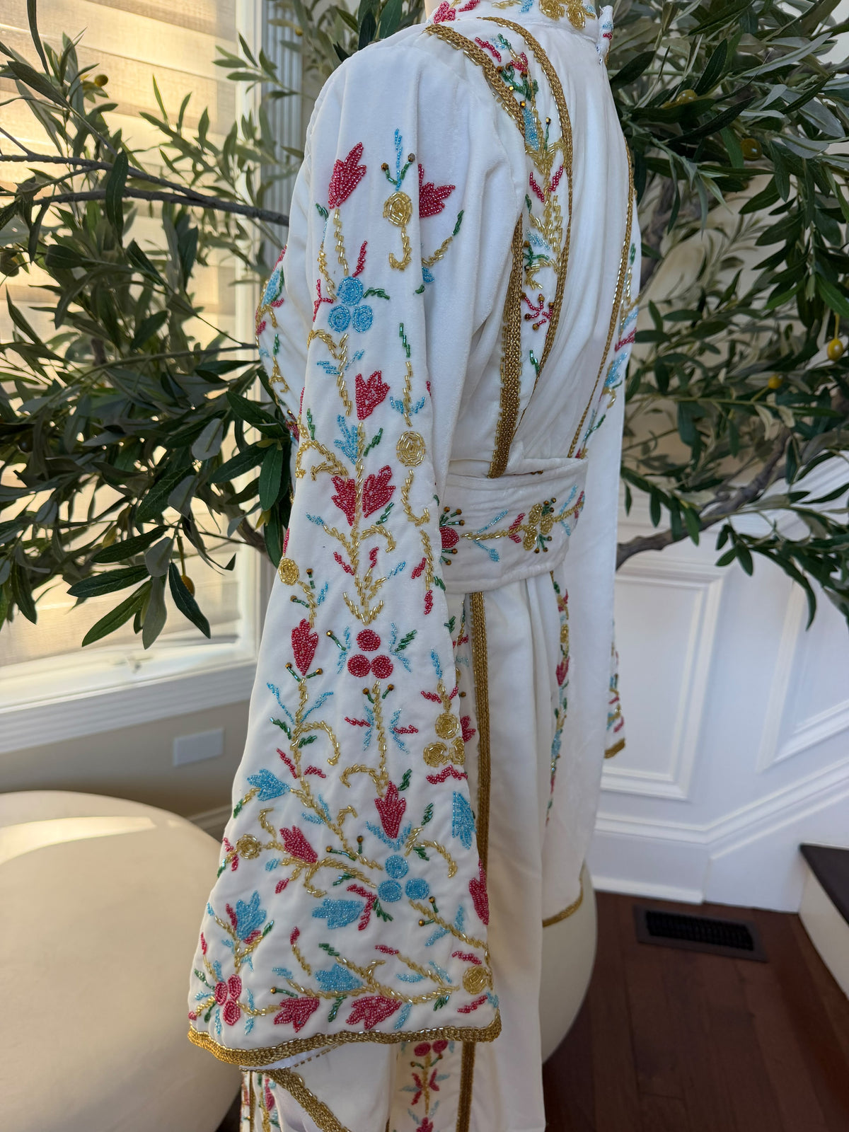 Elegant White Floral Embroidered Palestinian Thobe with Gold Detailing(scarf not included)