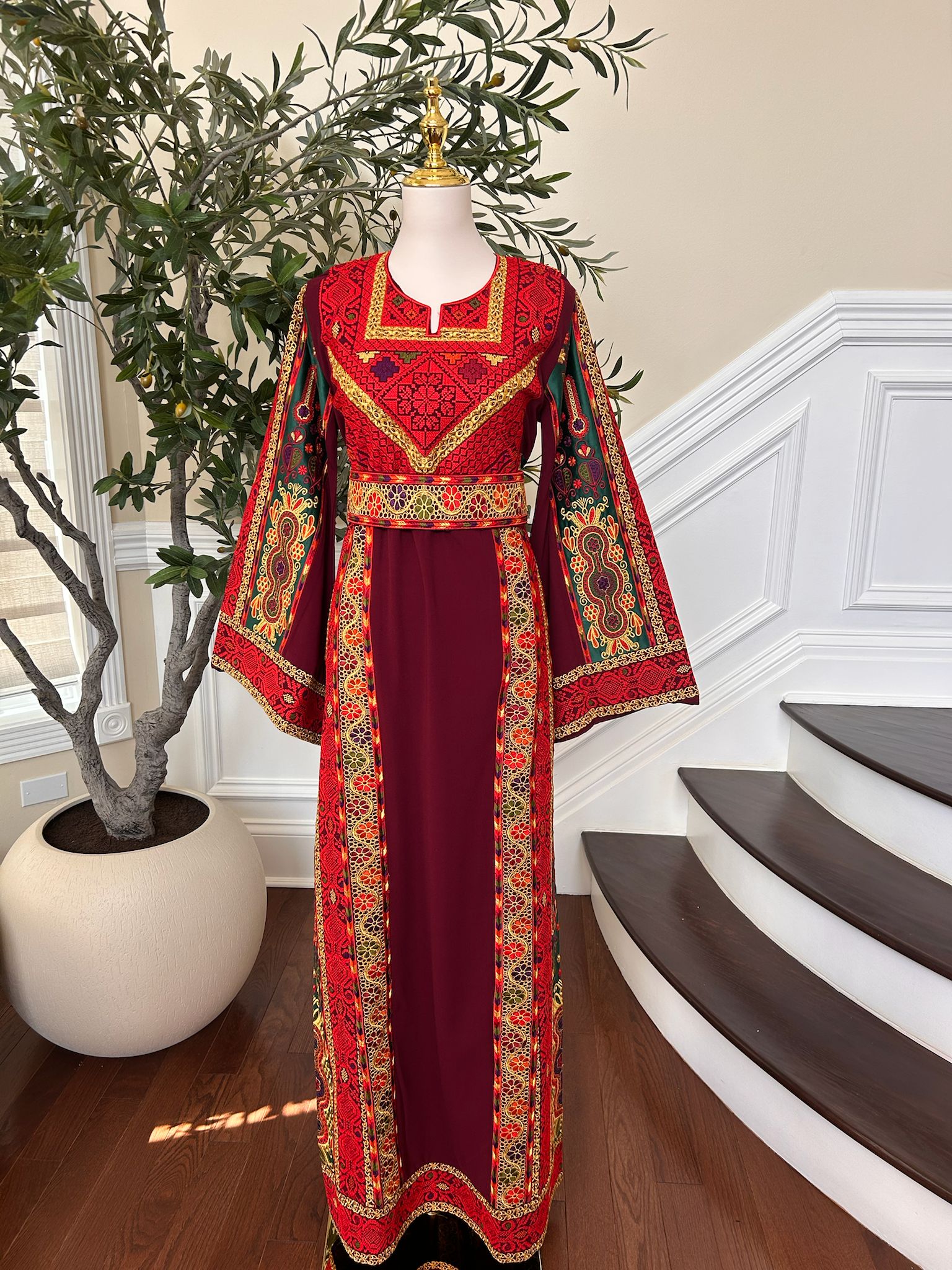 Burgundy Tatreez Embroidery Thobe
