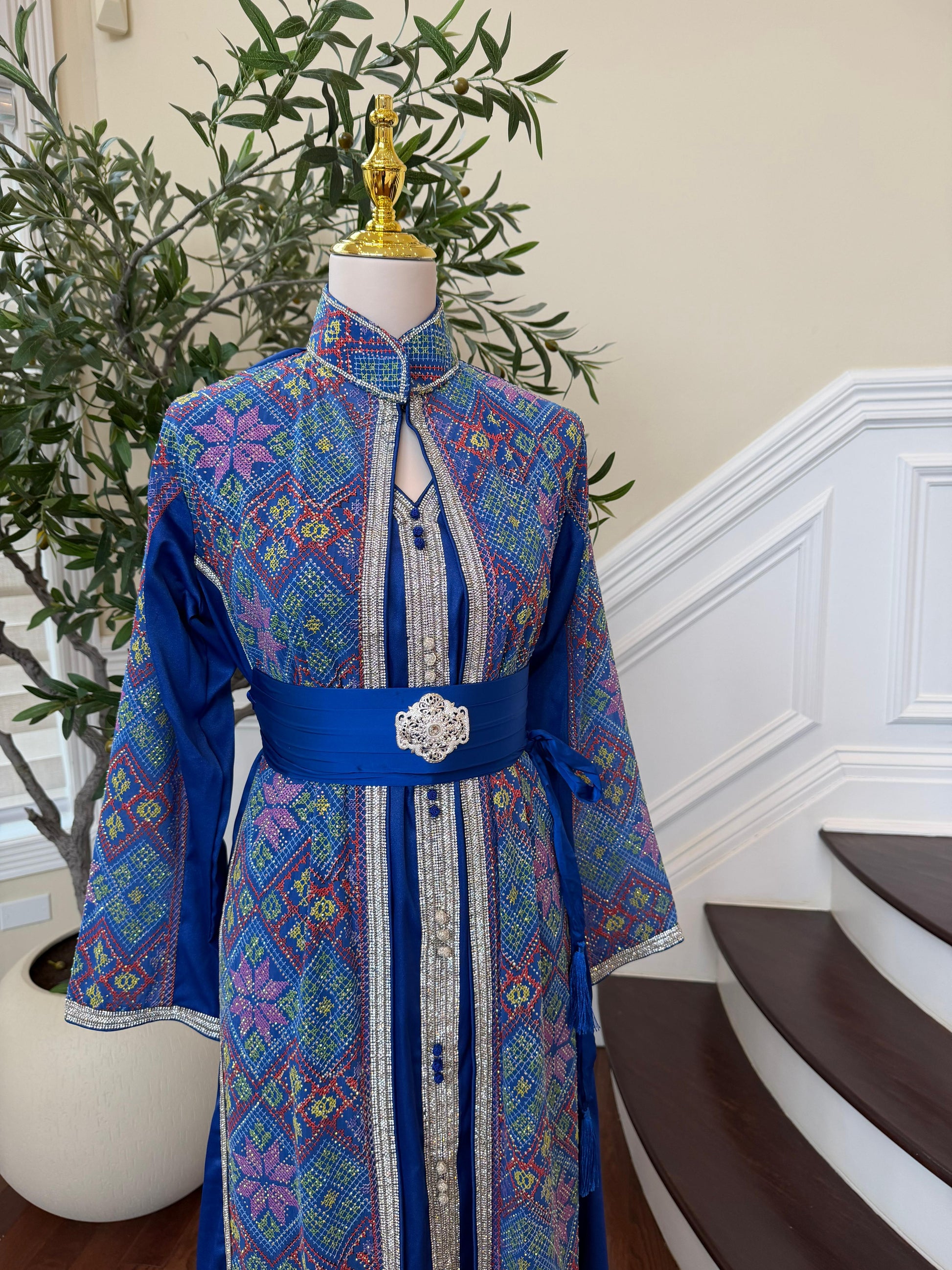 Embroidery Blue Royale Kuftan
