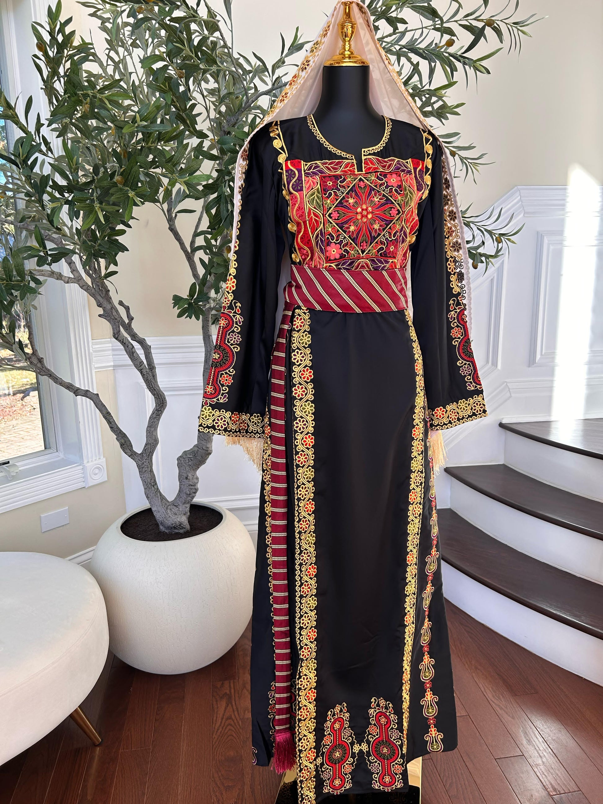 Black Embroidery Tatreez Thobe