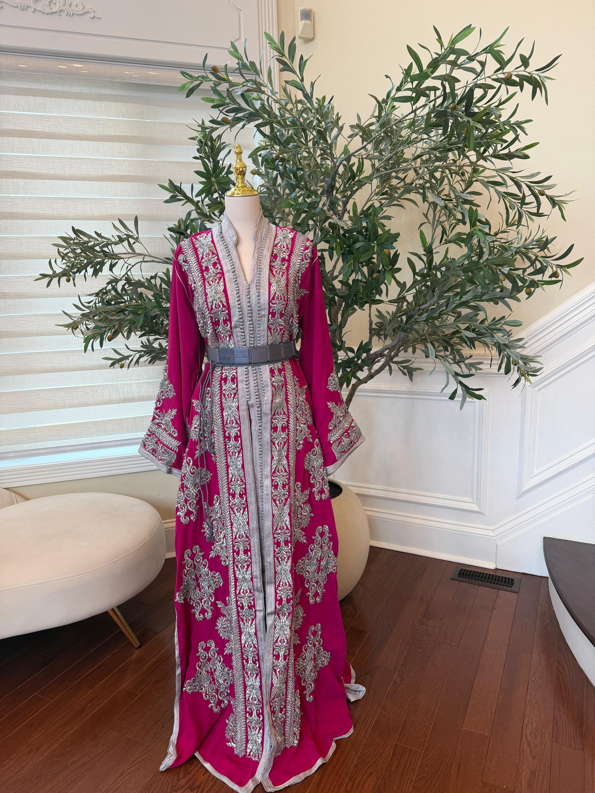 Royal Pink Silver Kuftan Essence