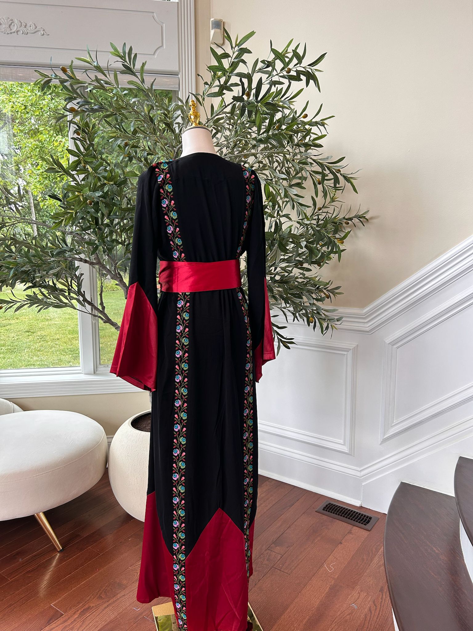 Black Tatreez Embroidery Thobe  Satin Red Detail