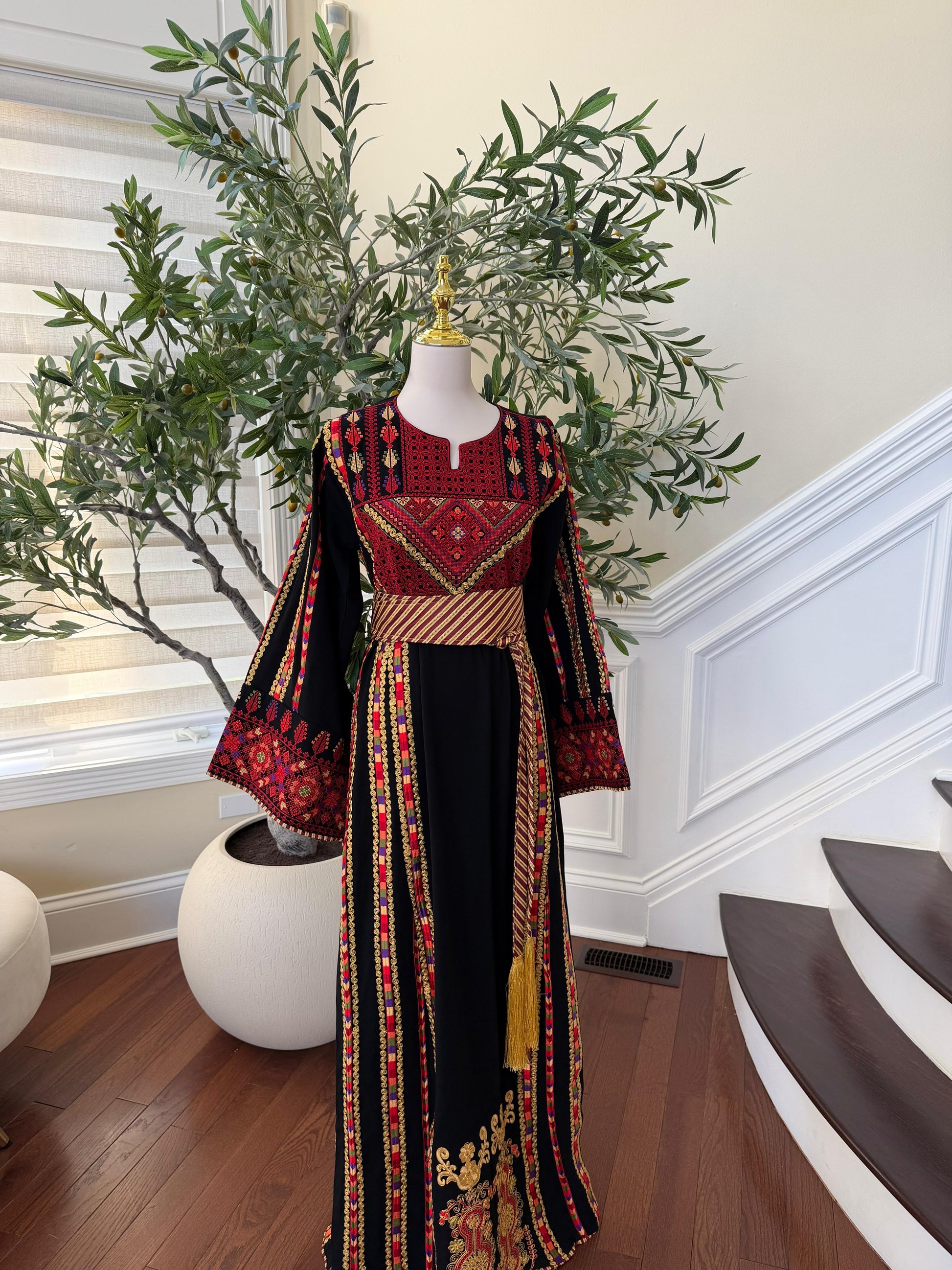 Black Embroidery Tatreez Traditional Thobe