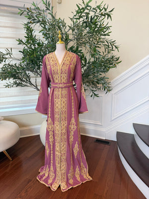 Pink Kuftan with Intricate Golden Embroidery Detail